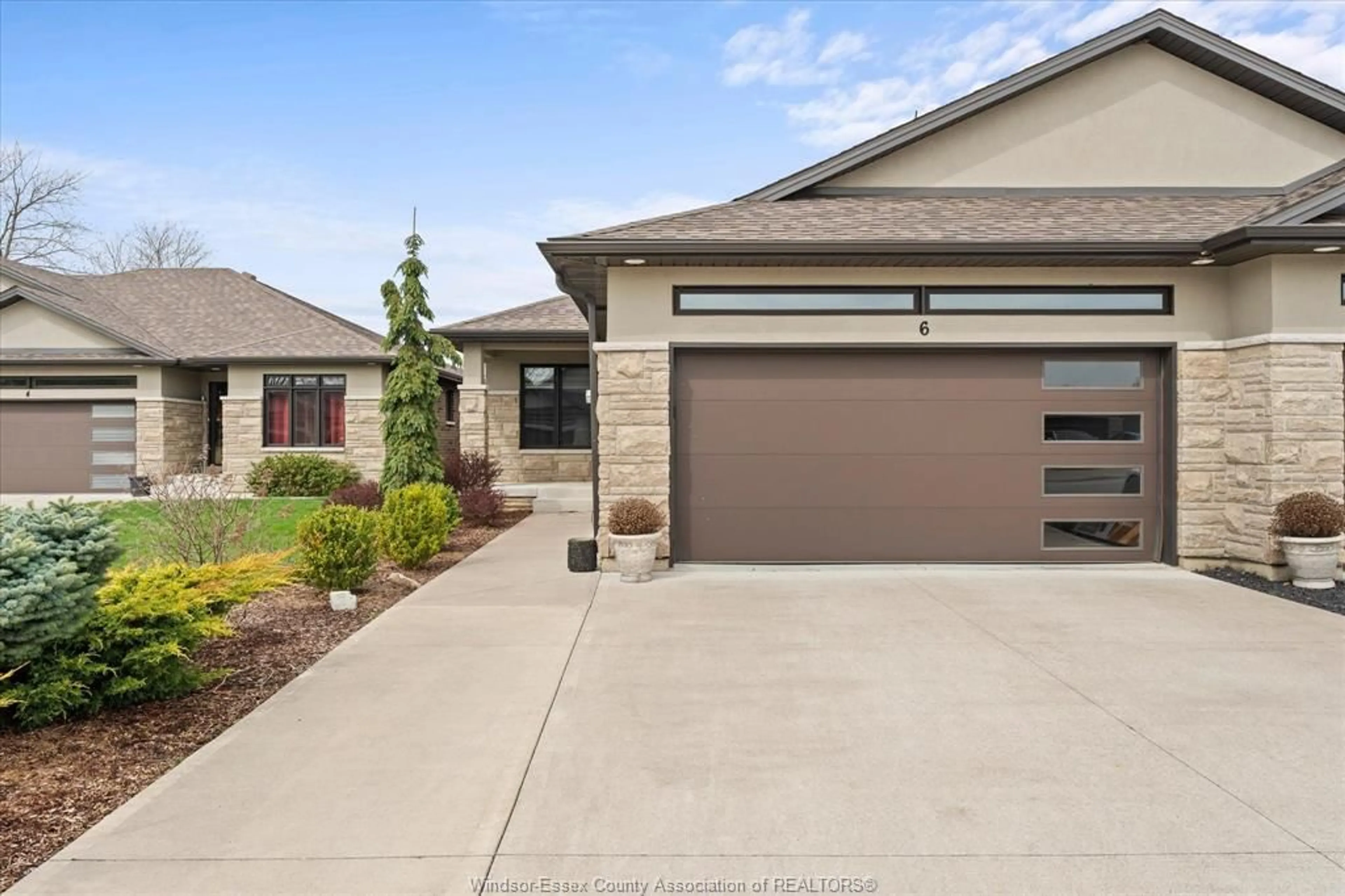 Home with brick exterior material, street for 6 HOLLY, Kingsville Ontario N9Y 0E9