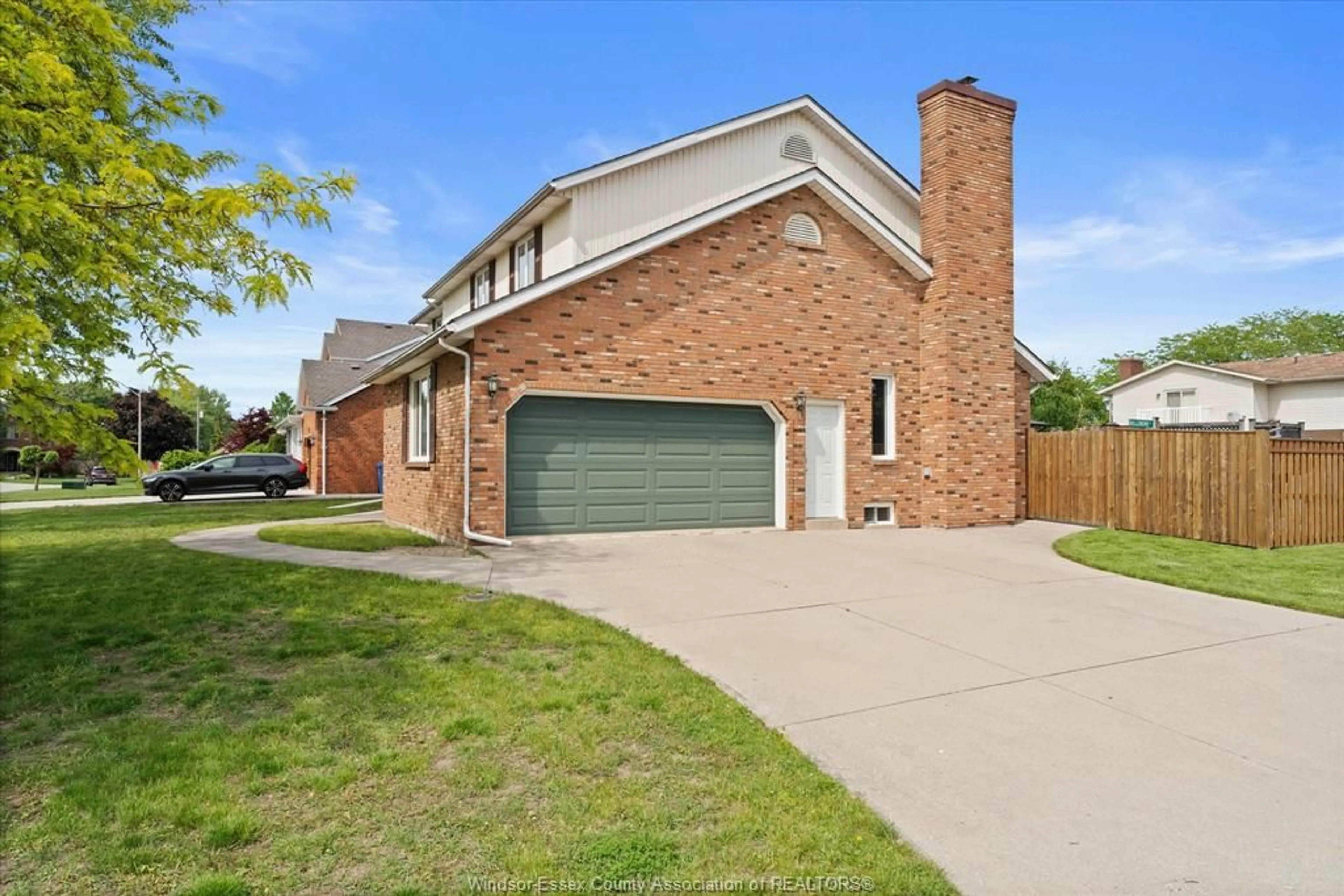 Home with brick exterior material, street for 500 ROSTREVOR, Tecumseh Ontario N8N 2B8