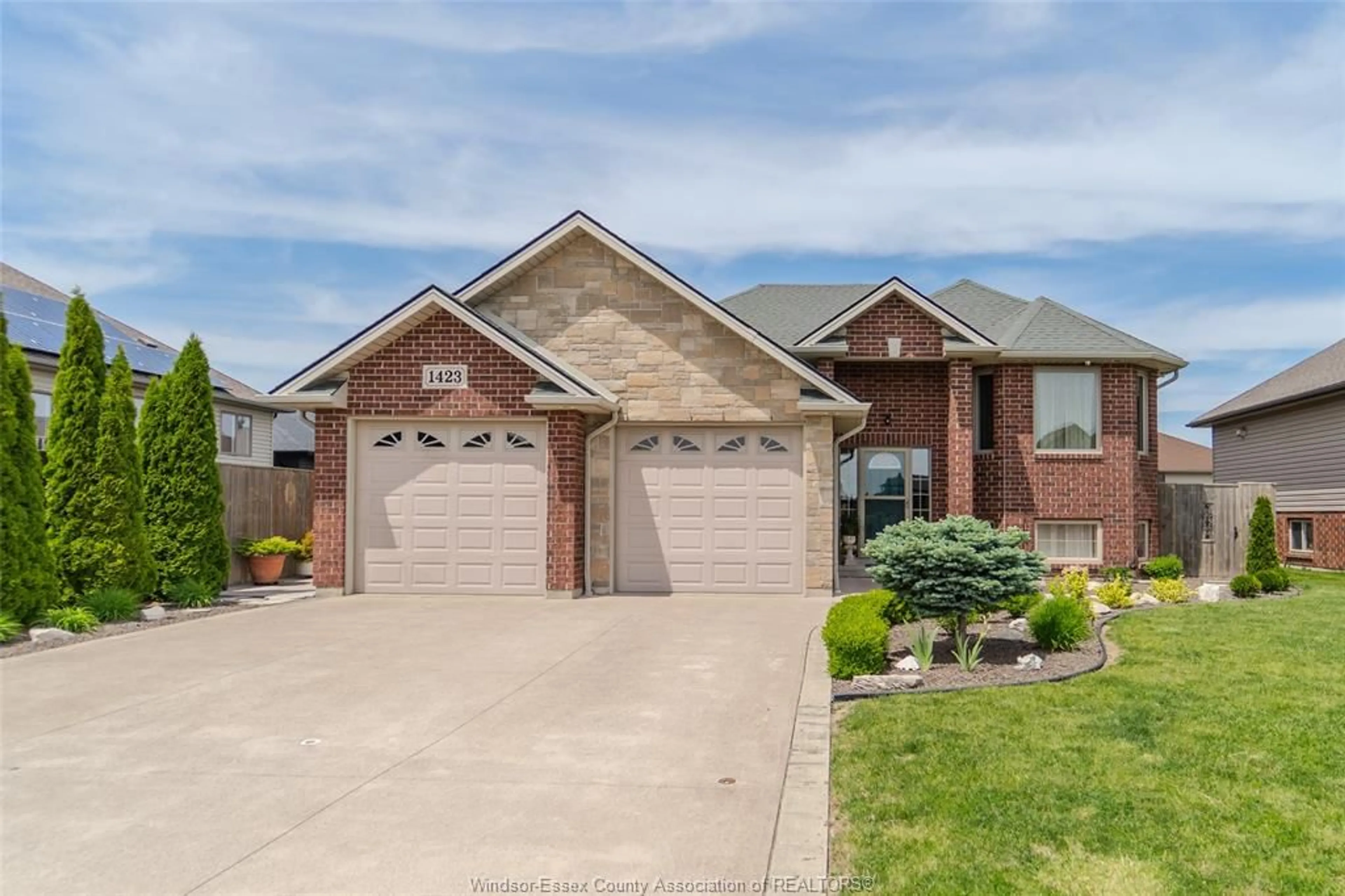 Home with brick exterior material, street for 1423 OAKWOOD, Lakeshore Ontario N0R 1A0