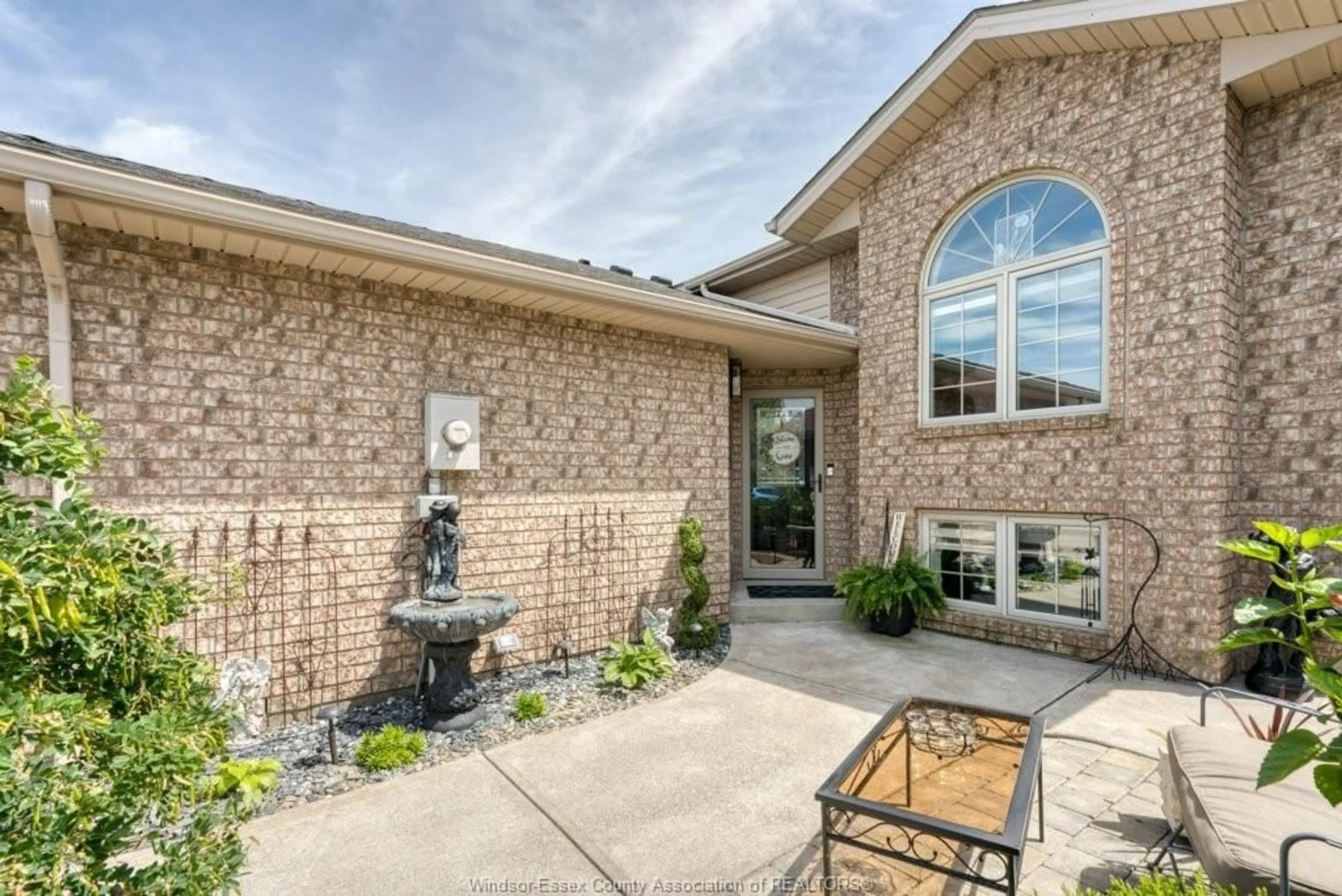 Home with brick exterior material, unknown for 411 ROSEWOOD Dr, Lakeshore Ontario N8L 1B9
