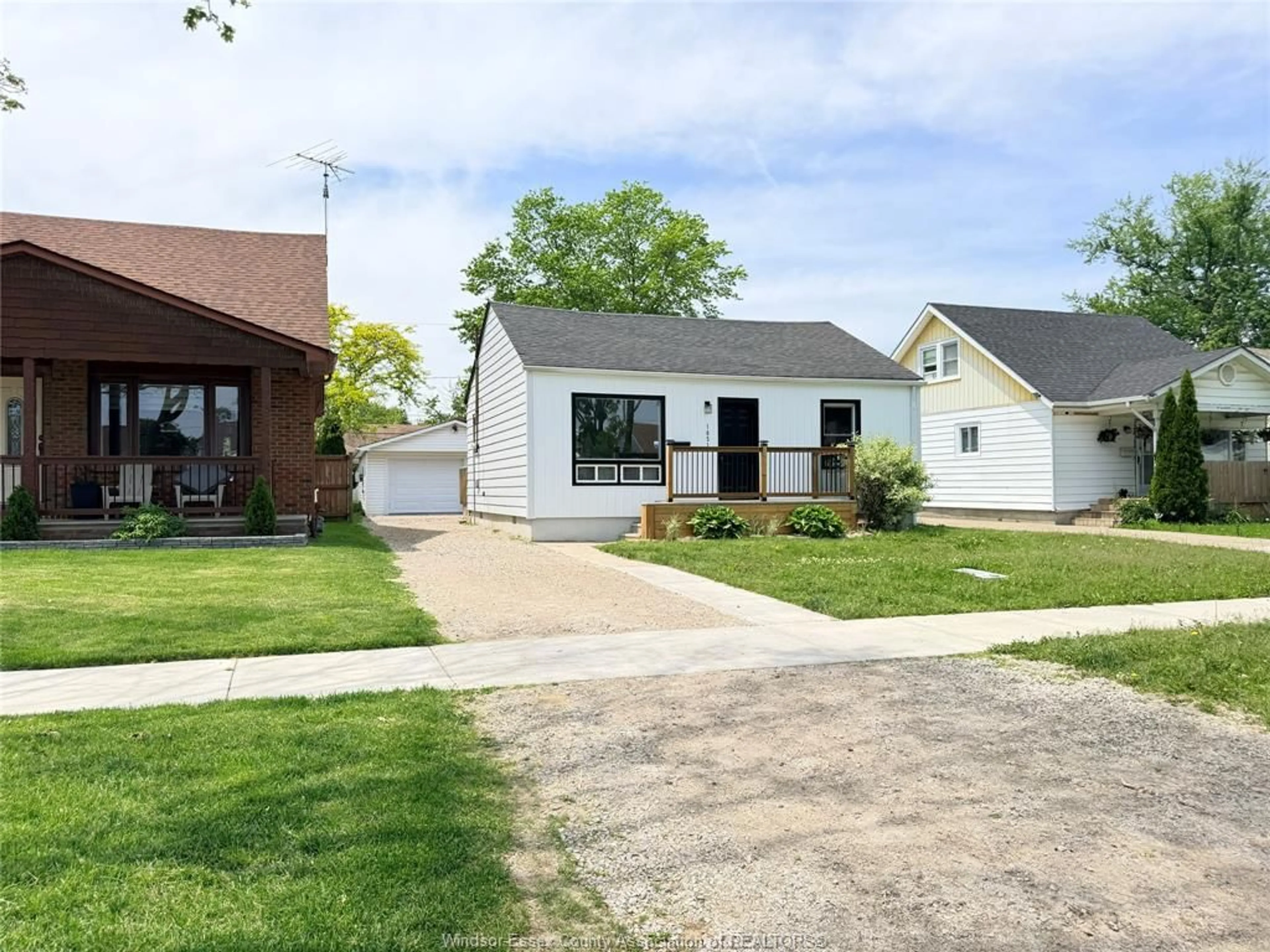 Unknown for 1651 AUBIN, Windsor Ontario N8Y 4G3