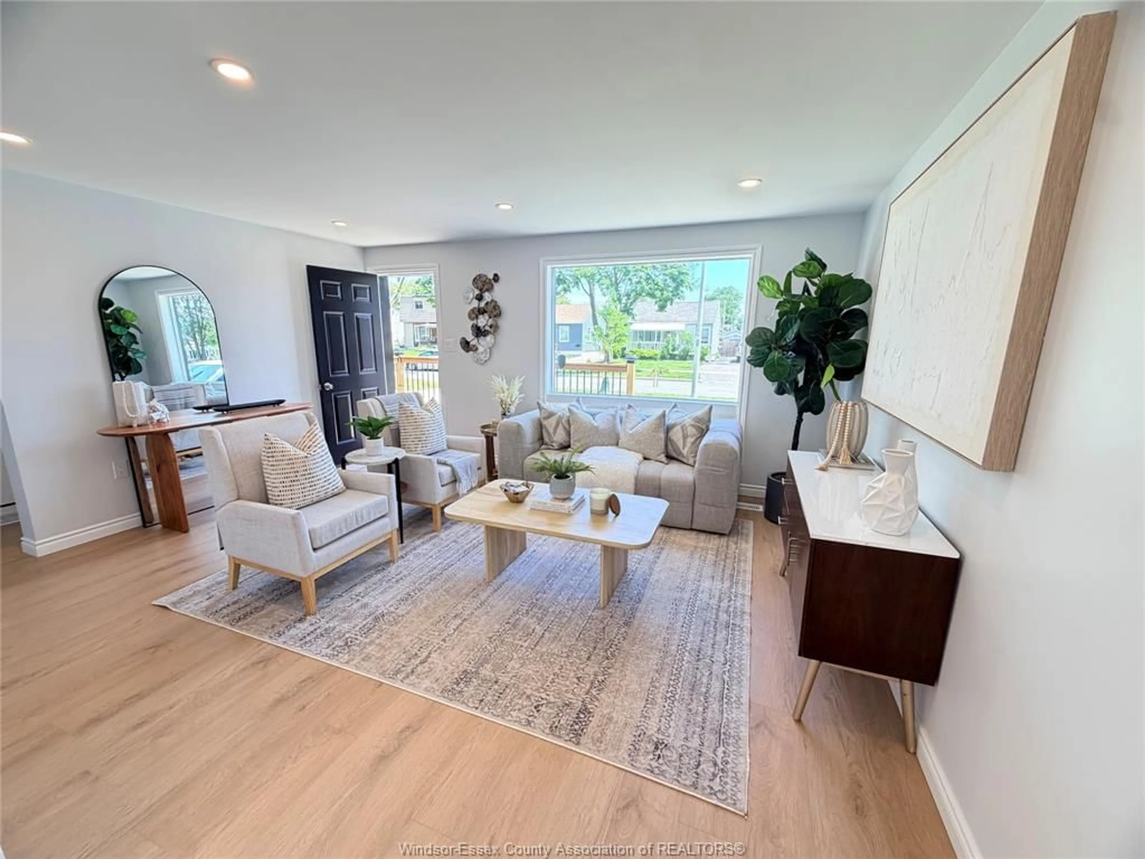 Living room with furniture, unknown for 1651 AUBIN, Windsor Ontario N8Y 4G3