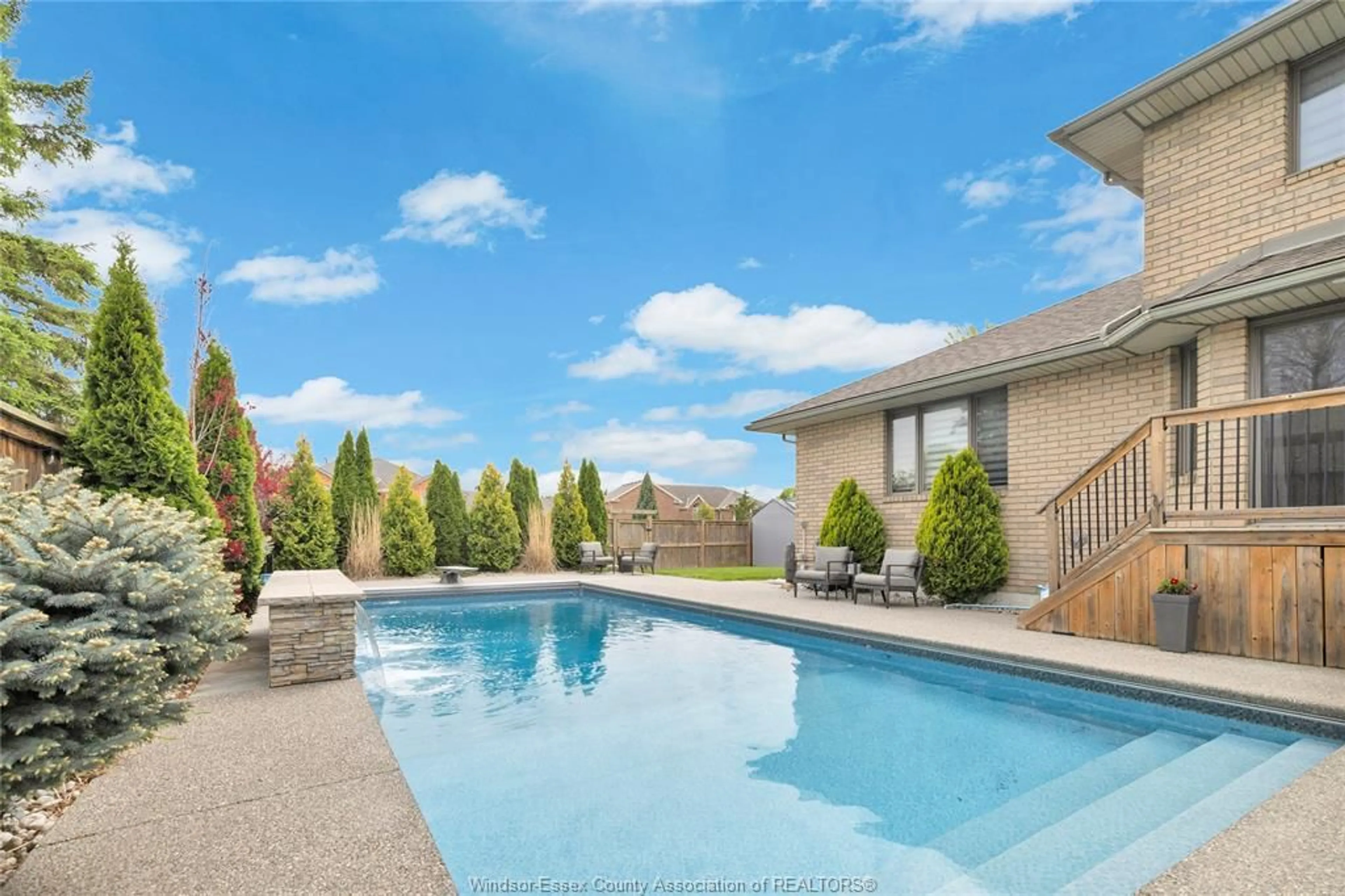 Pool for 2048 Eugeni, Tecumseh Ontario N9K 1B3