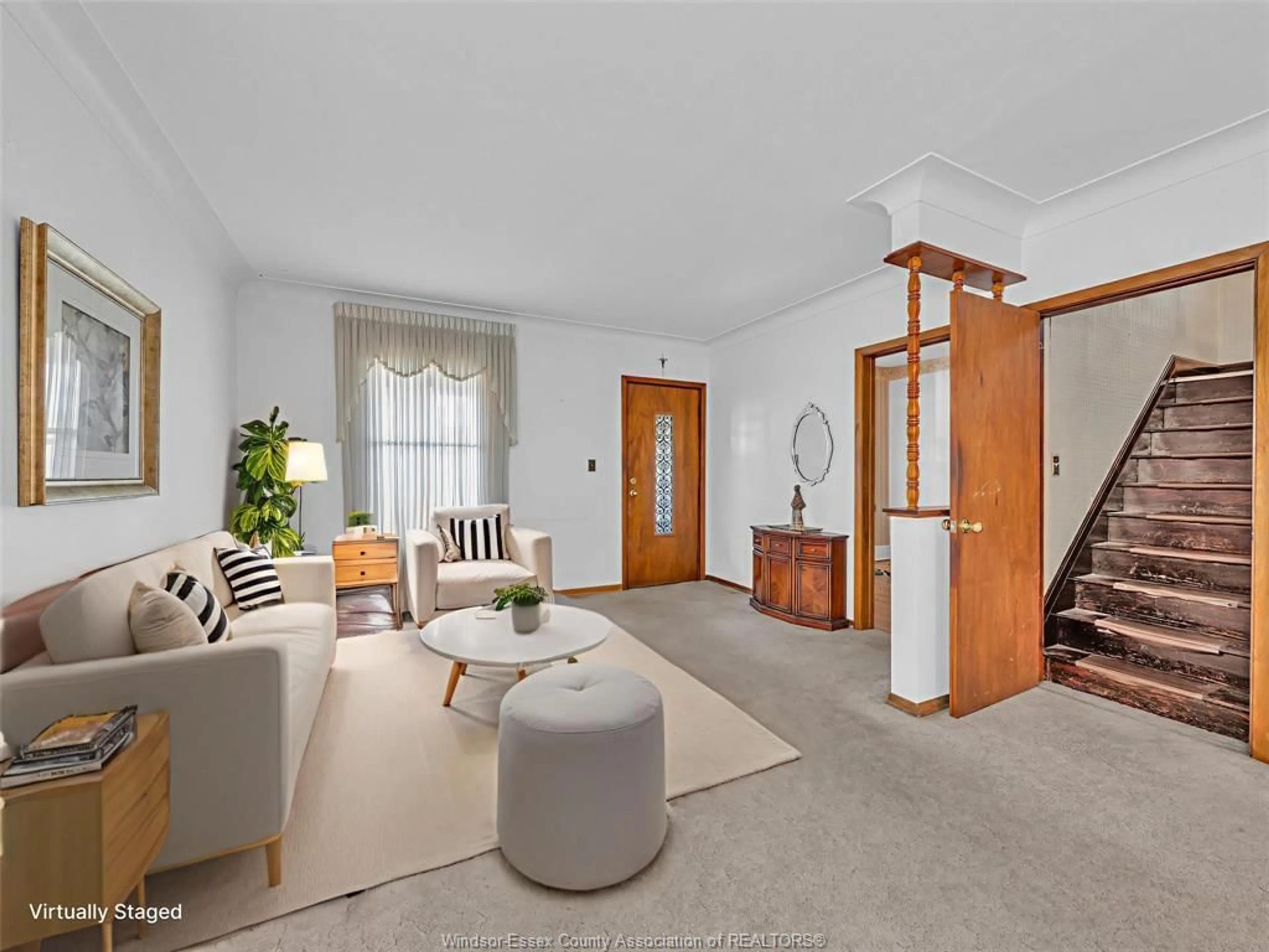 Living room with furniture, unknown for 1221 ERIE, Windsor Ontario N9A 3Z6