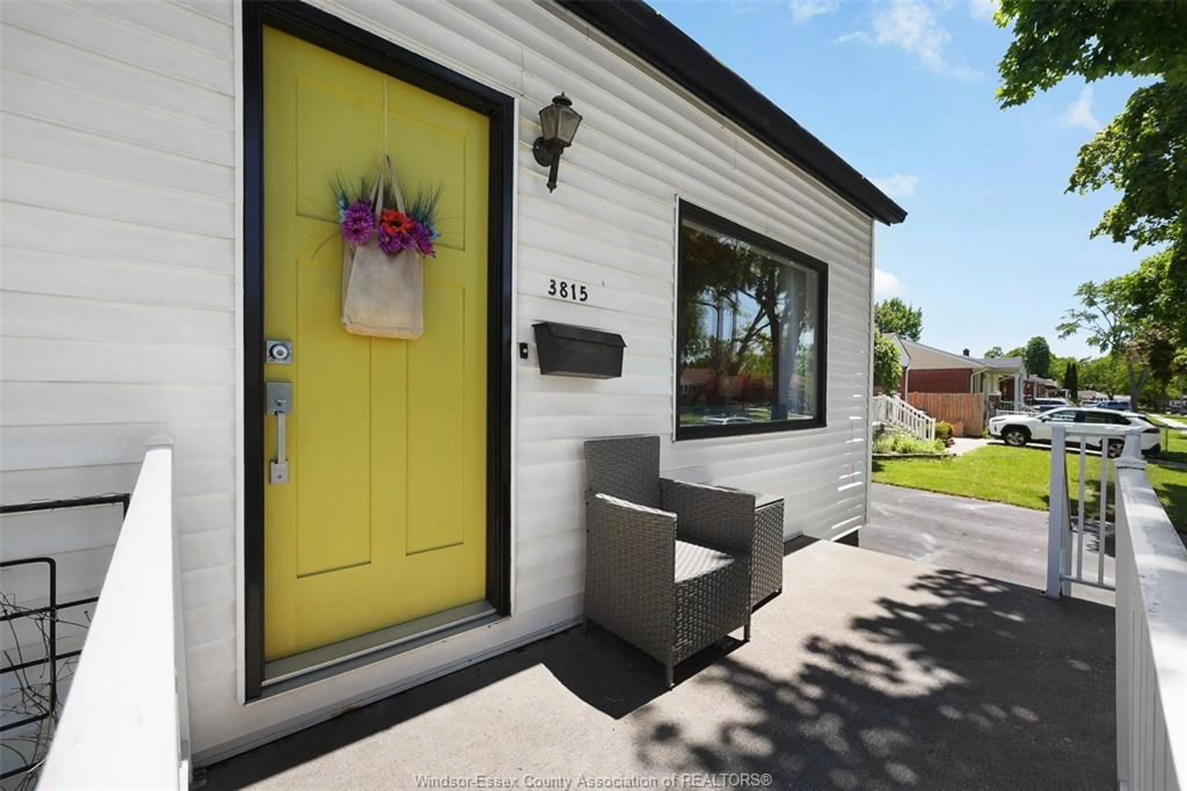 Home with vinyl exterior material, street for 3815 VAUGHAN St, Windsor Ontario N9C 1Z6