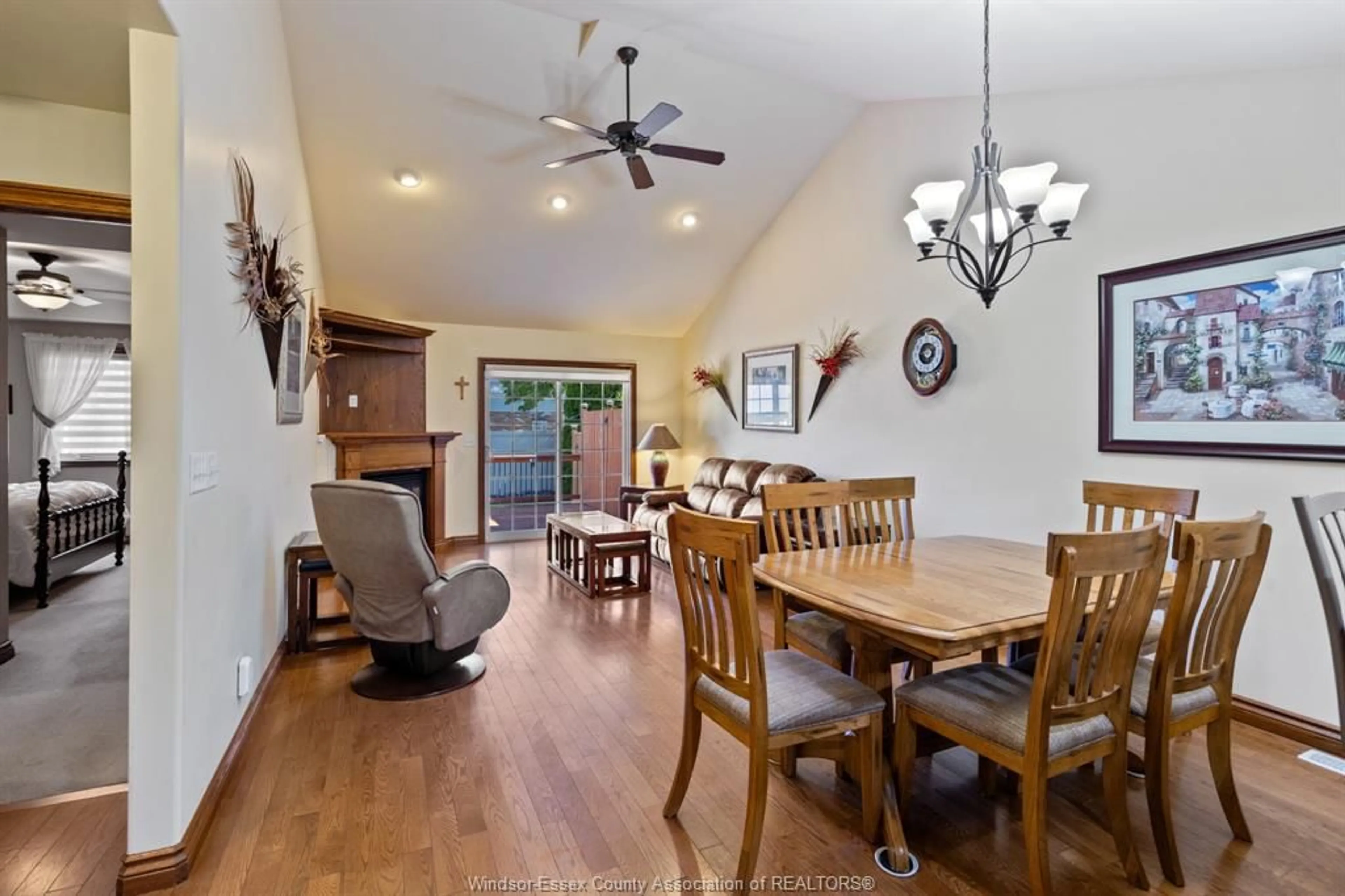 Dining room, wood/laminate floor for 338 COOPER Cres, Belle River Ontario N0R 1A0