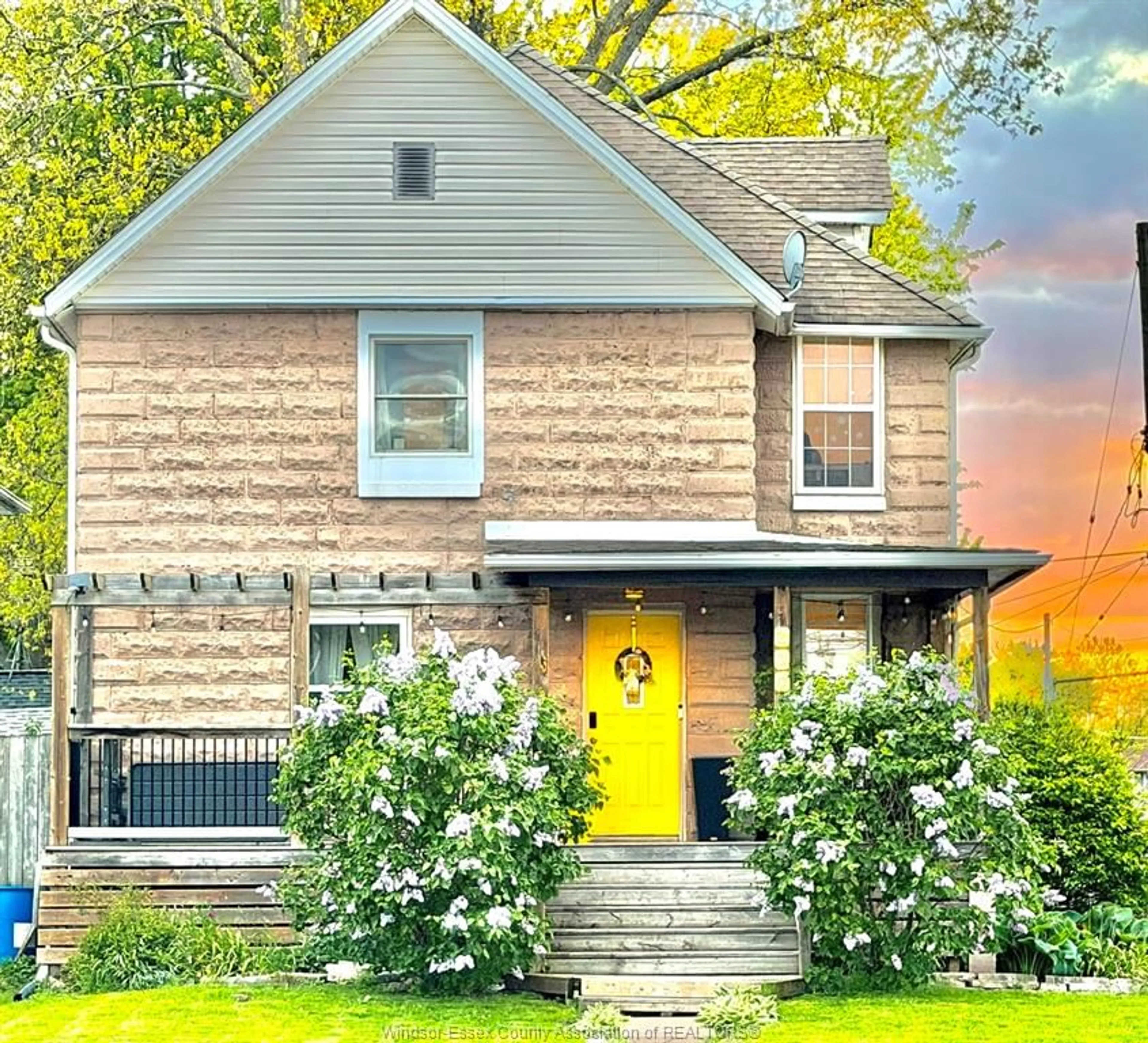 Home with brick exterior material, street for 260 SOUTH St, Belle River Ontario N0R 1A0