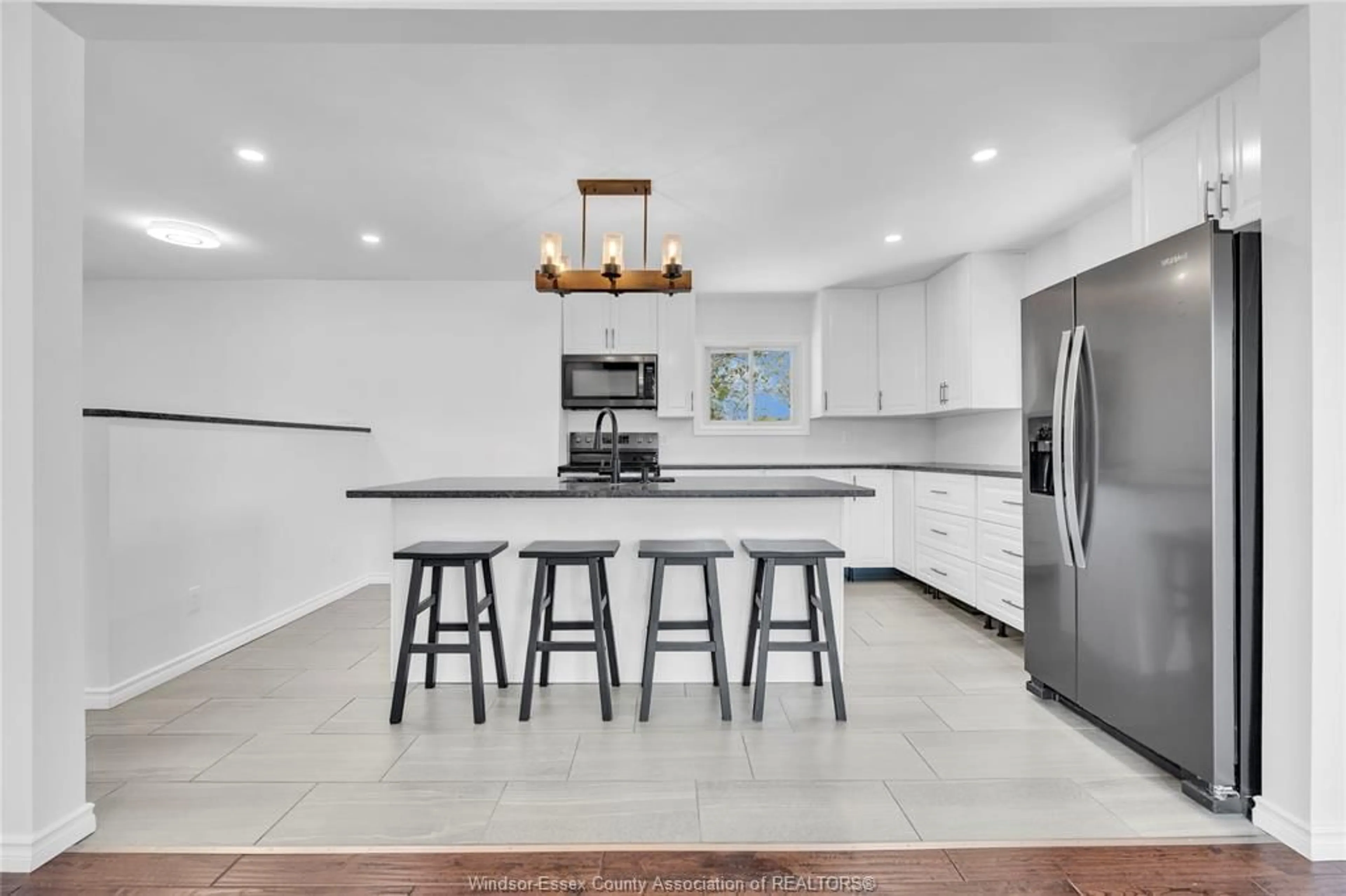Open concept kitchen, ceramic/tile floor for 2440 COUSINEAU, LaSalle Ontario N9H 1C1
