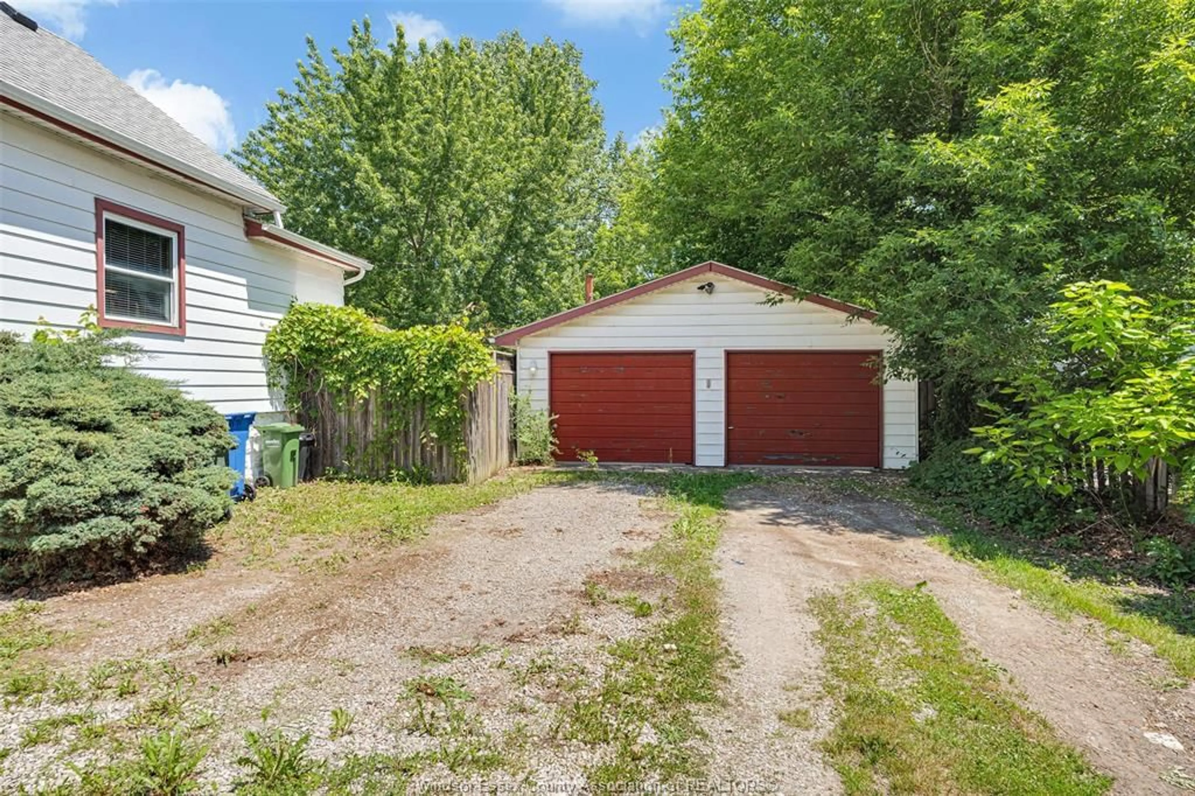 Shed for 1522 FORD, Windsor Ontario N8T 2C8