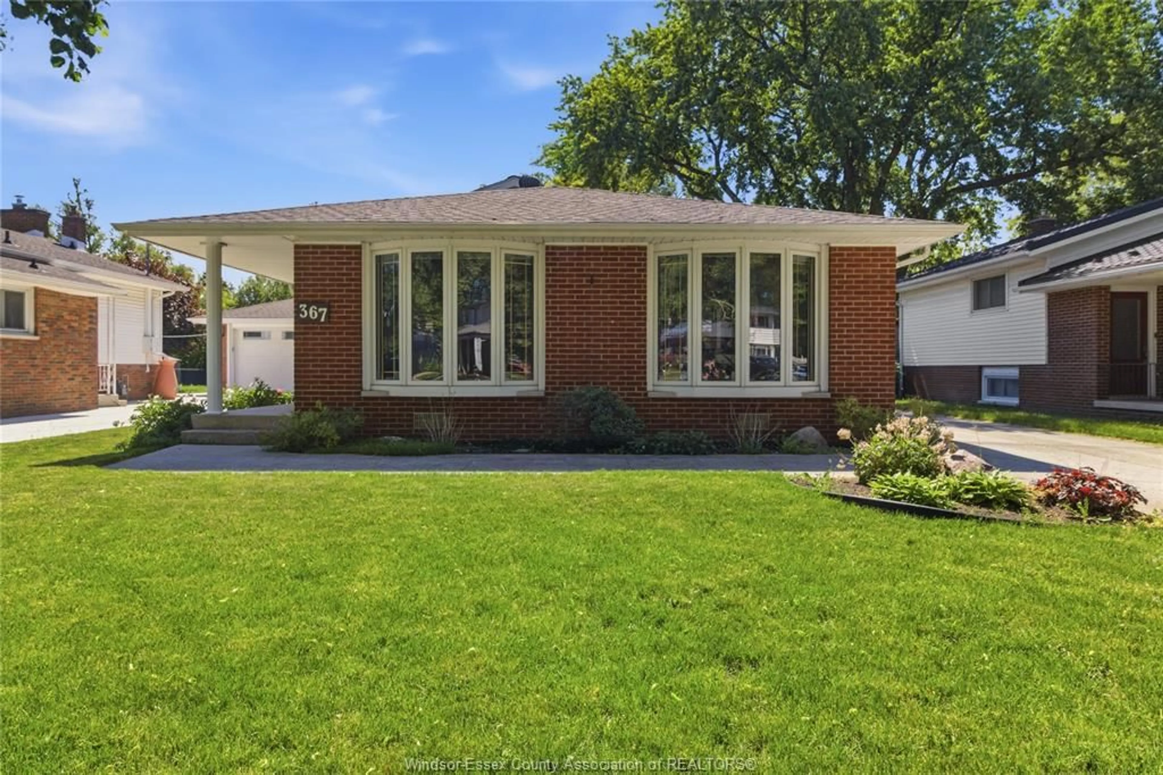 Home with brick exterior material, street for 367 Genevieve, Windsor Ontario N8S 3V7