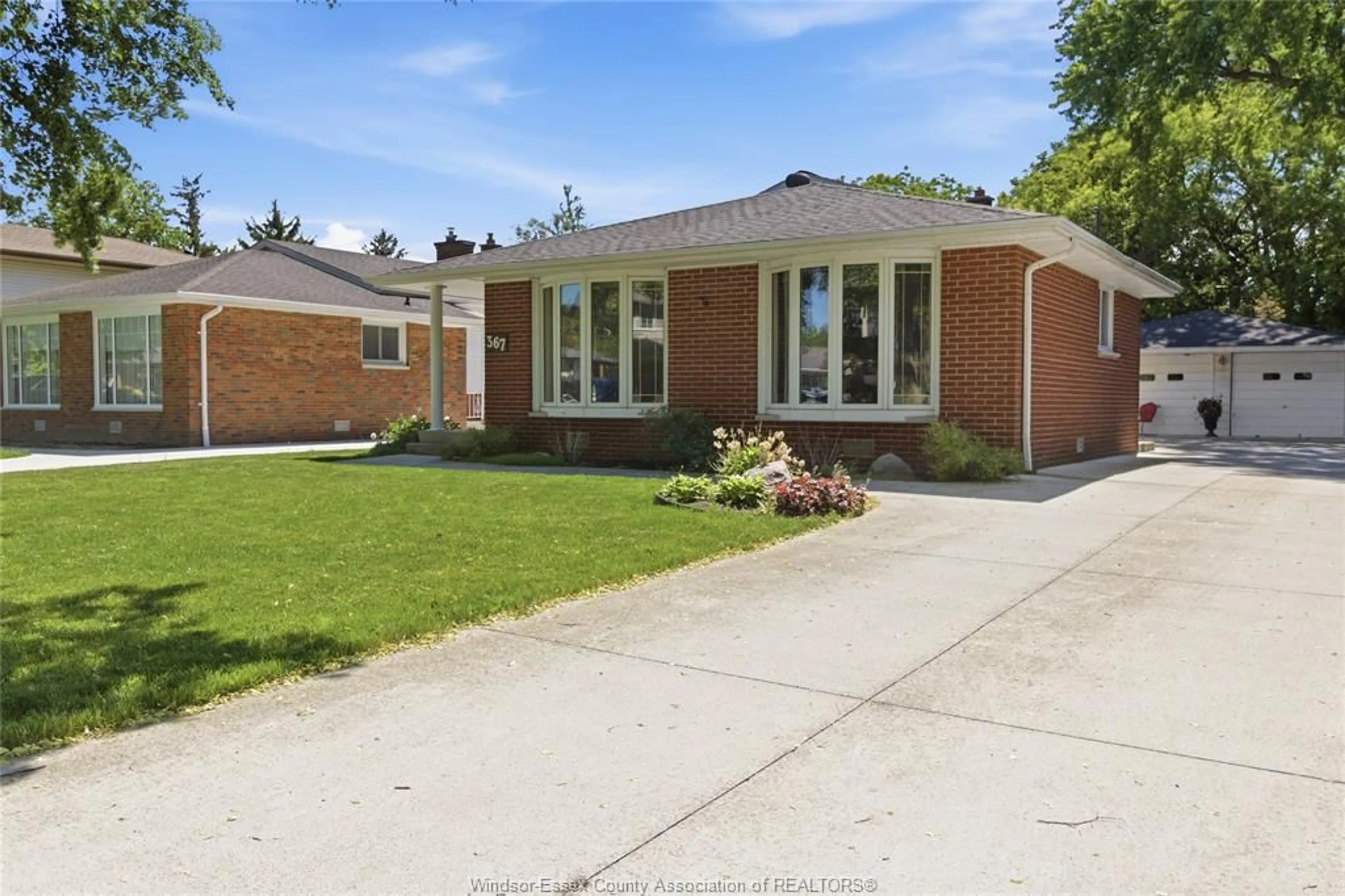 Home with brick exterior material, street for 367 Genevieve, Windsor Ontario N8S 3V7