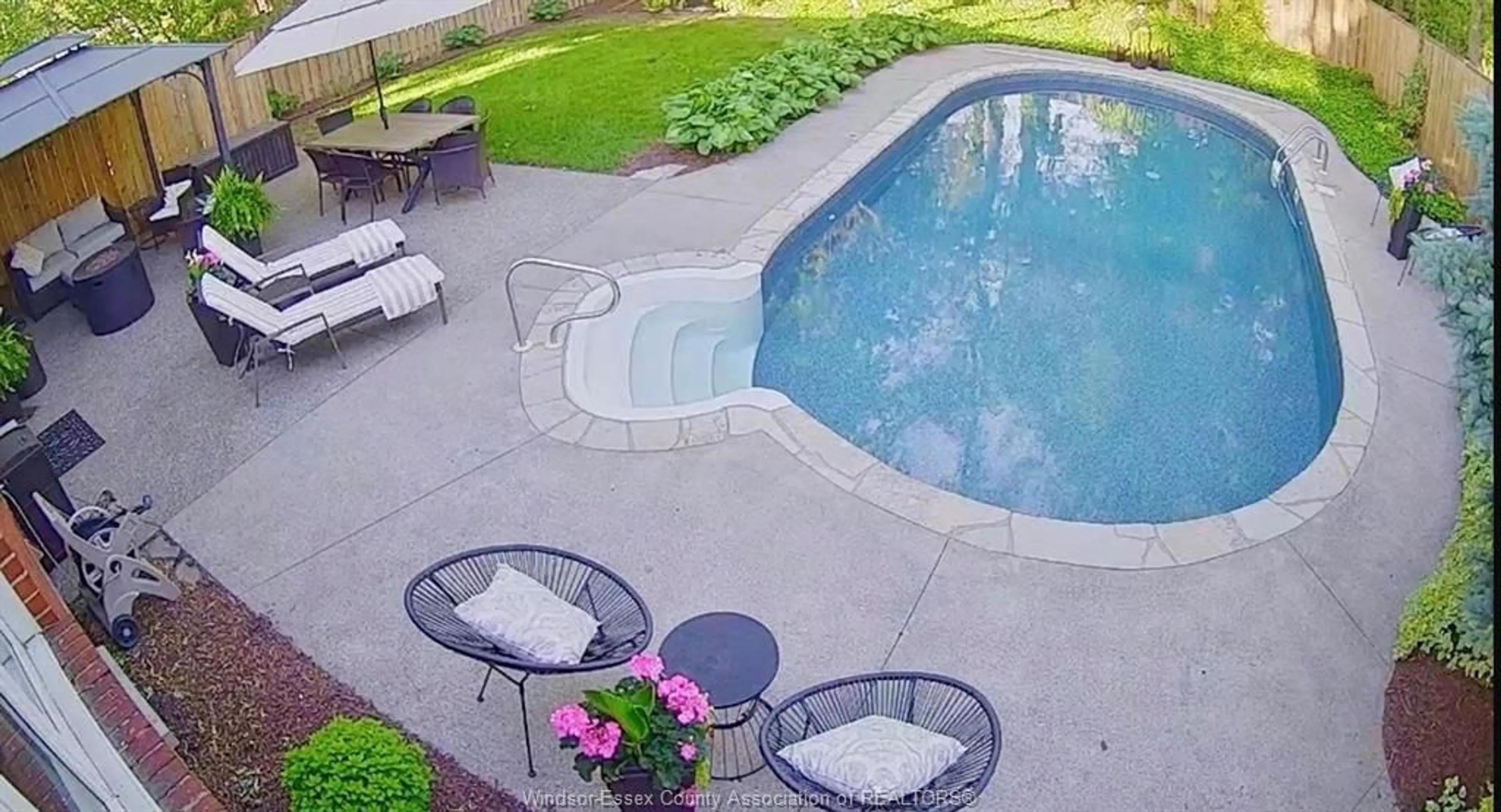 Pool for 3155 VIRGINIA PARK Ave, Windsor Ontario N9E 2C1