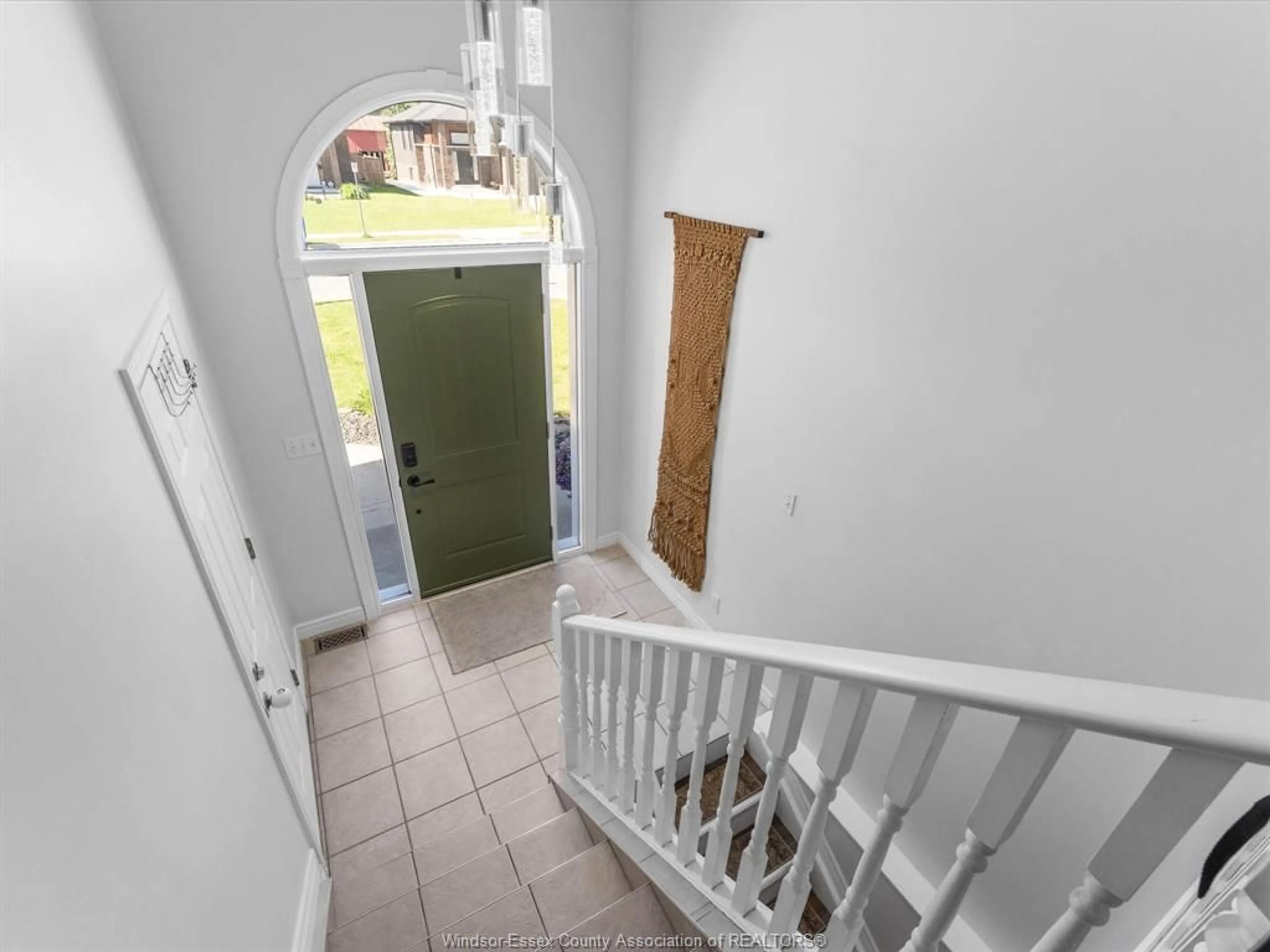 Indoor foyer for 261 Jewel, LaSalle Ontario N9J 3X3