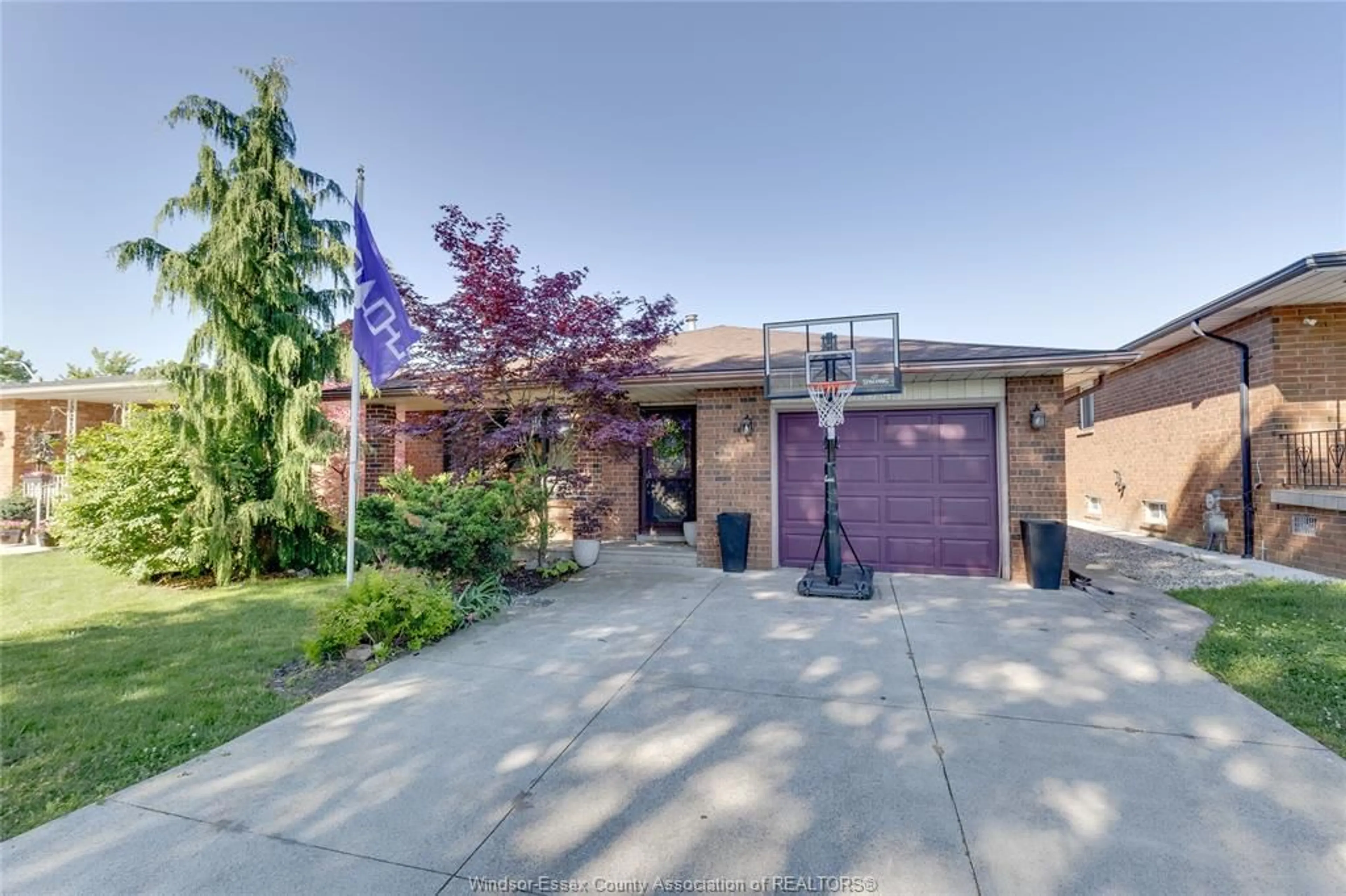 Home with brick exterior material, street for 2841 GARVEY Cres, Windsor Ontario N8W 4W7