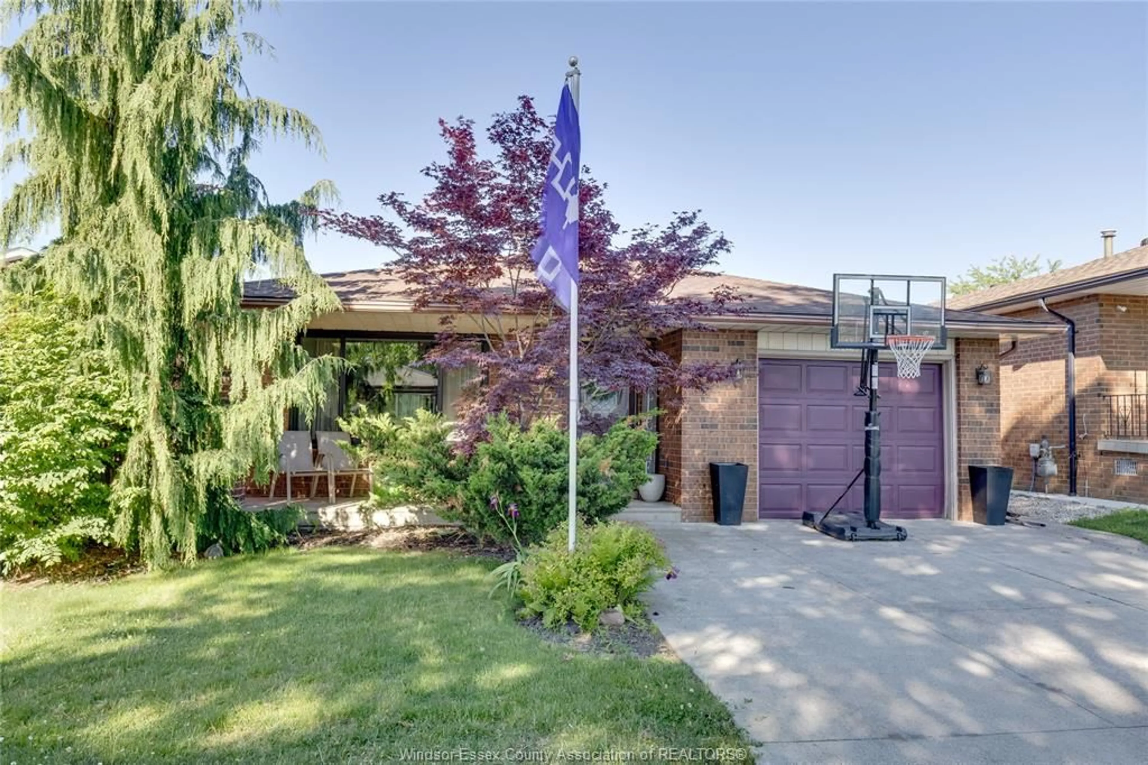 Home with brick exterior material, street for 2841 GARVEY Cres, Windsor Ontario N8W 4W7