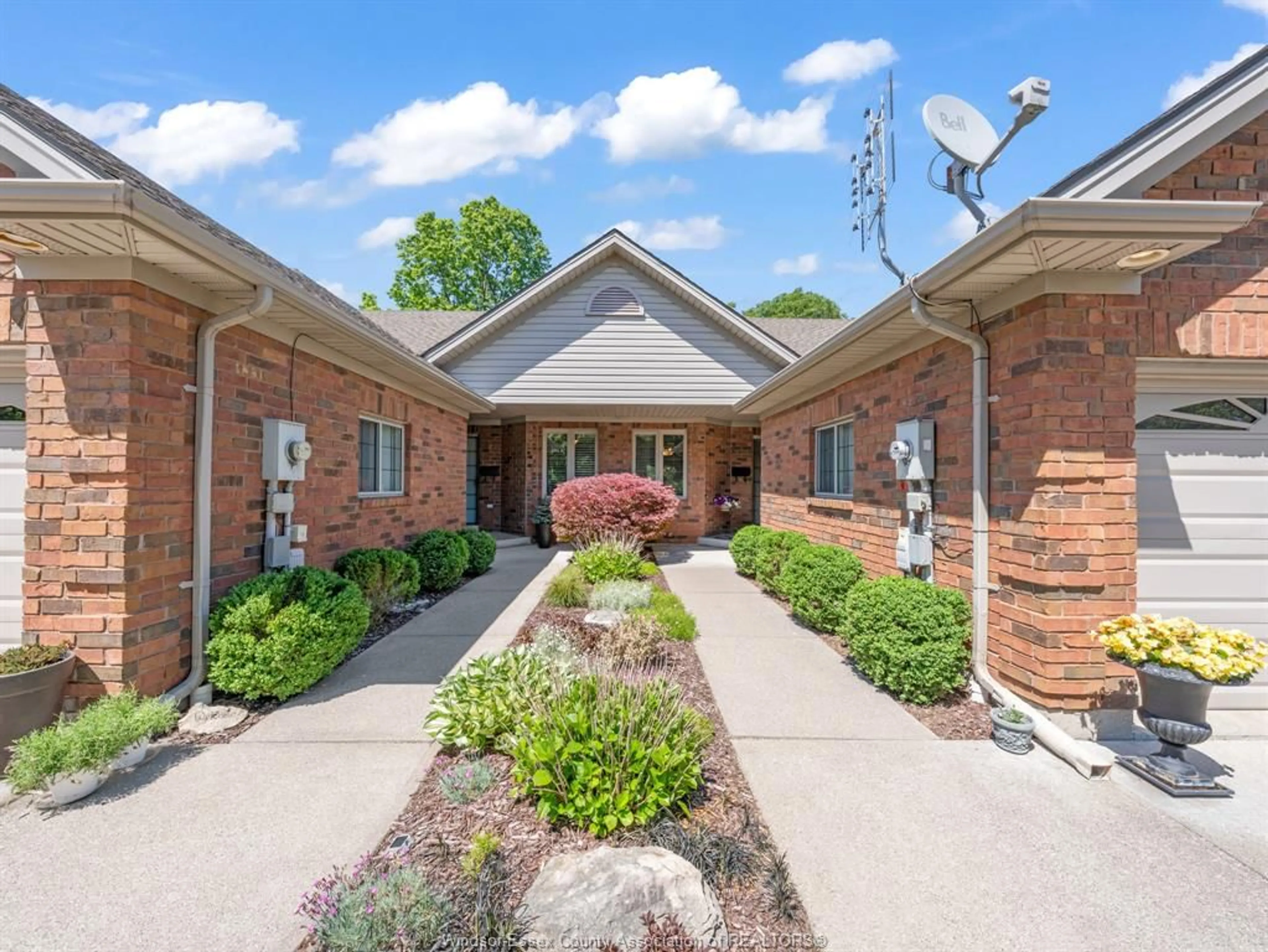 Unknown for 1630 NAPLES Cres, LaSalle Ontario N9J 3Y9