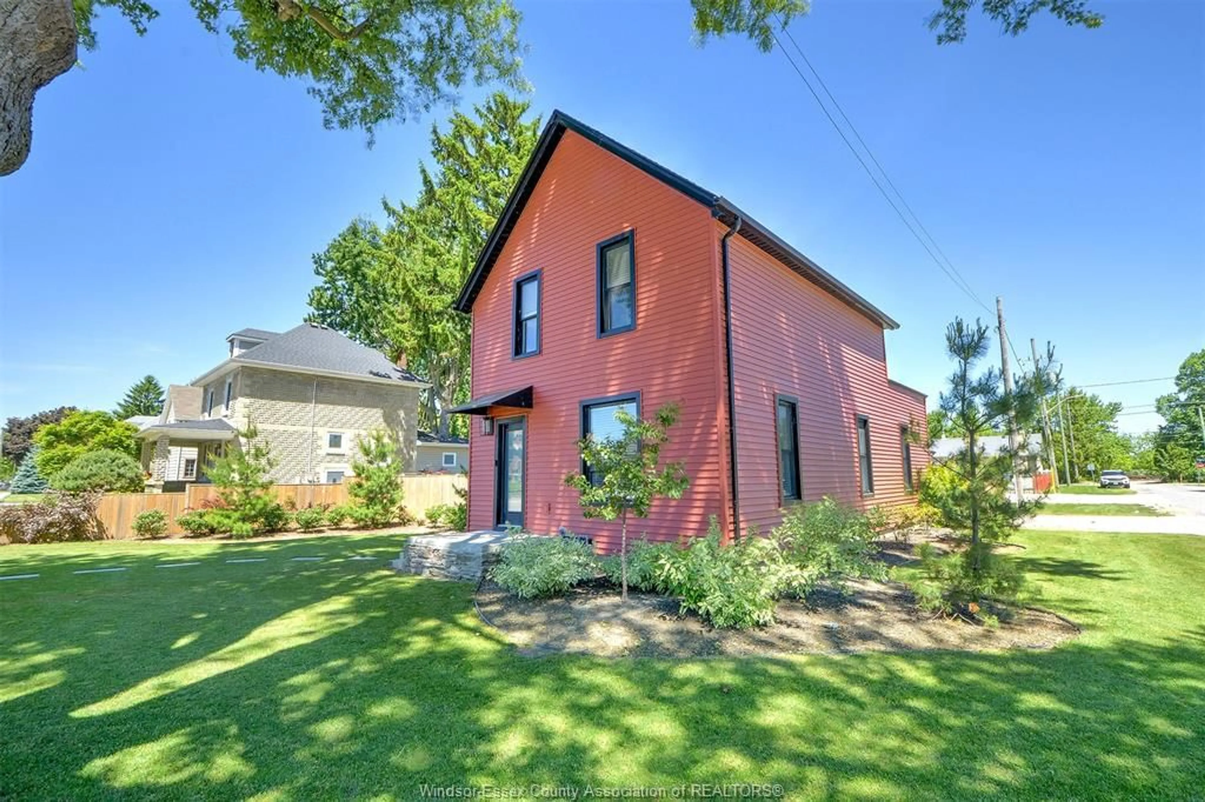 Home with brick exterior material, street for 74 MUNGER, Harrow Ontario N0R 1G0