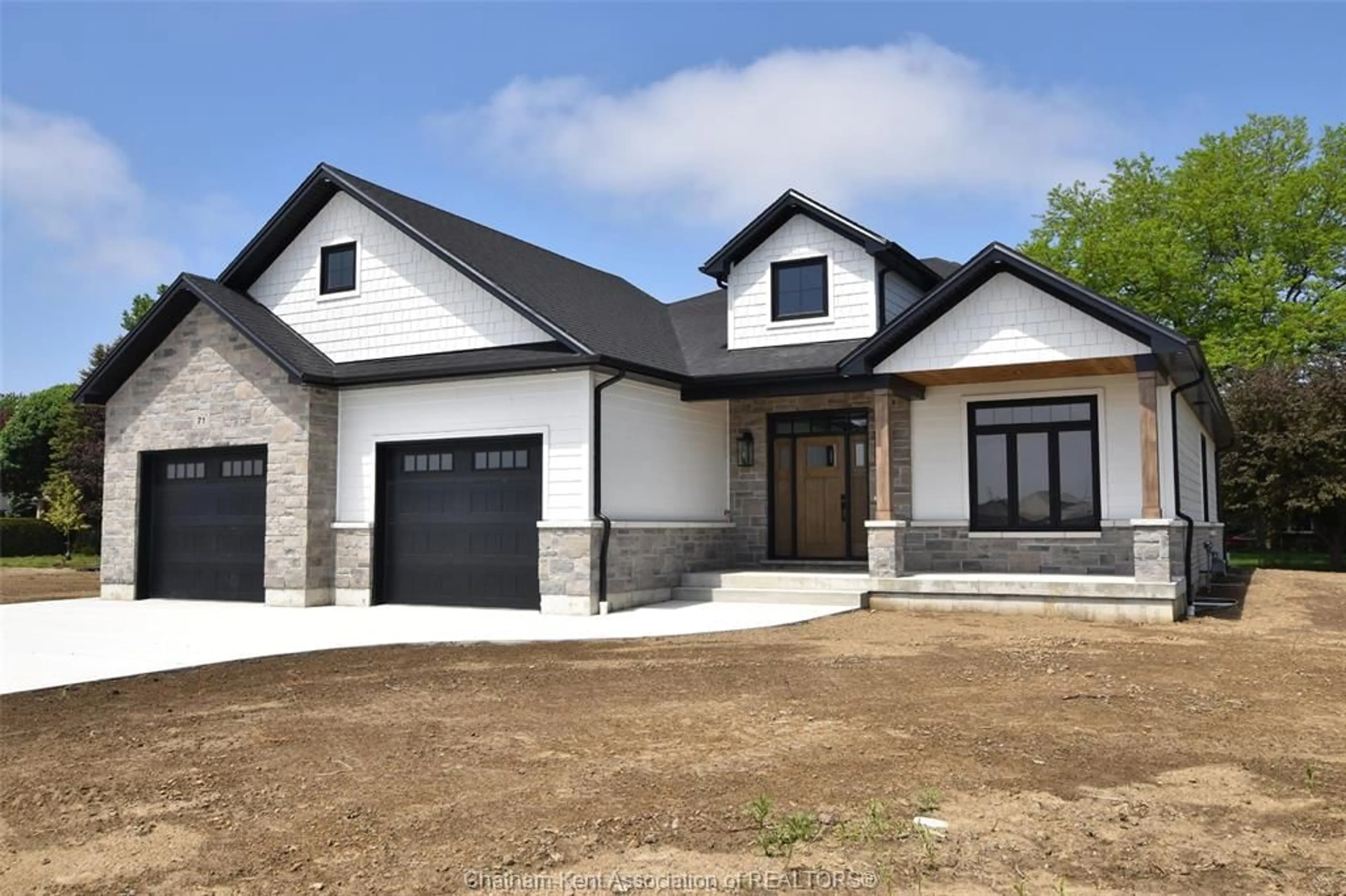 Home with brick exterior material, street for 71 Rosewood Cres, Chatham Ontario N7M 0P4