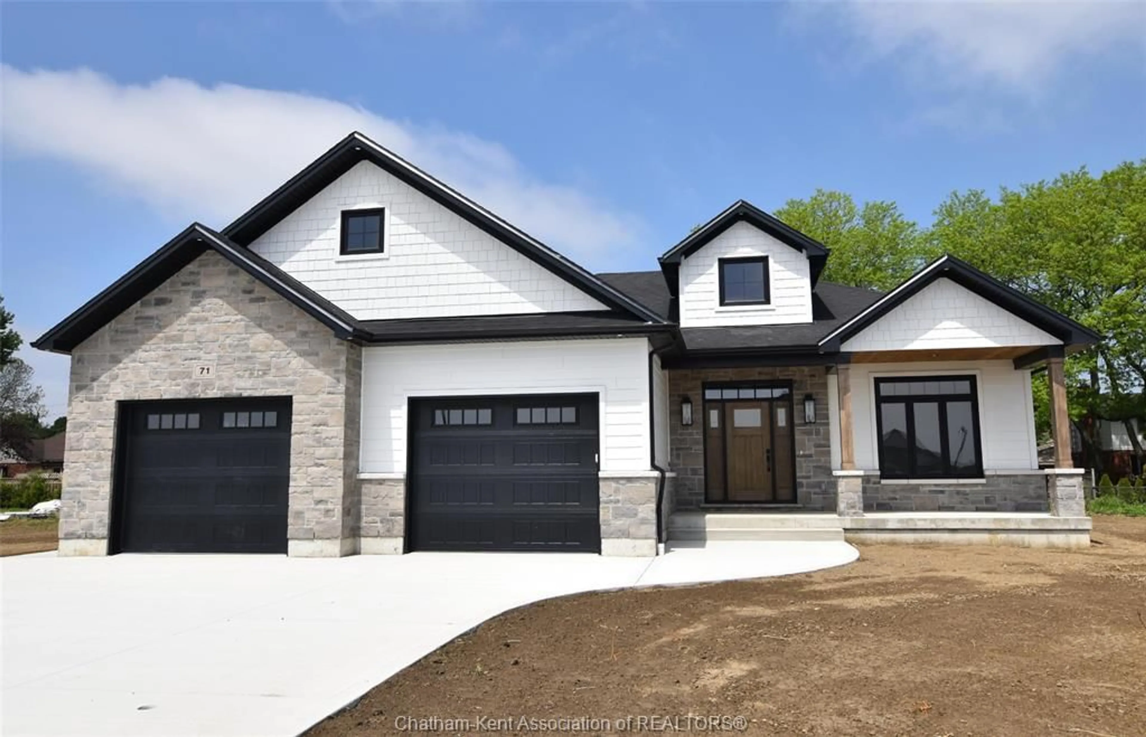 Home with brick exterior material, street for 71 Rosewood Cres, Chatham Ontario N7M 0P4