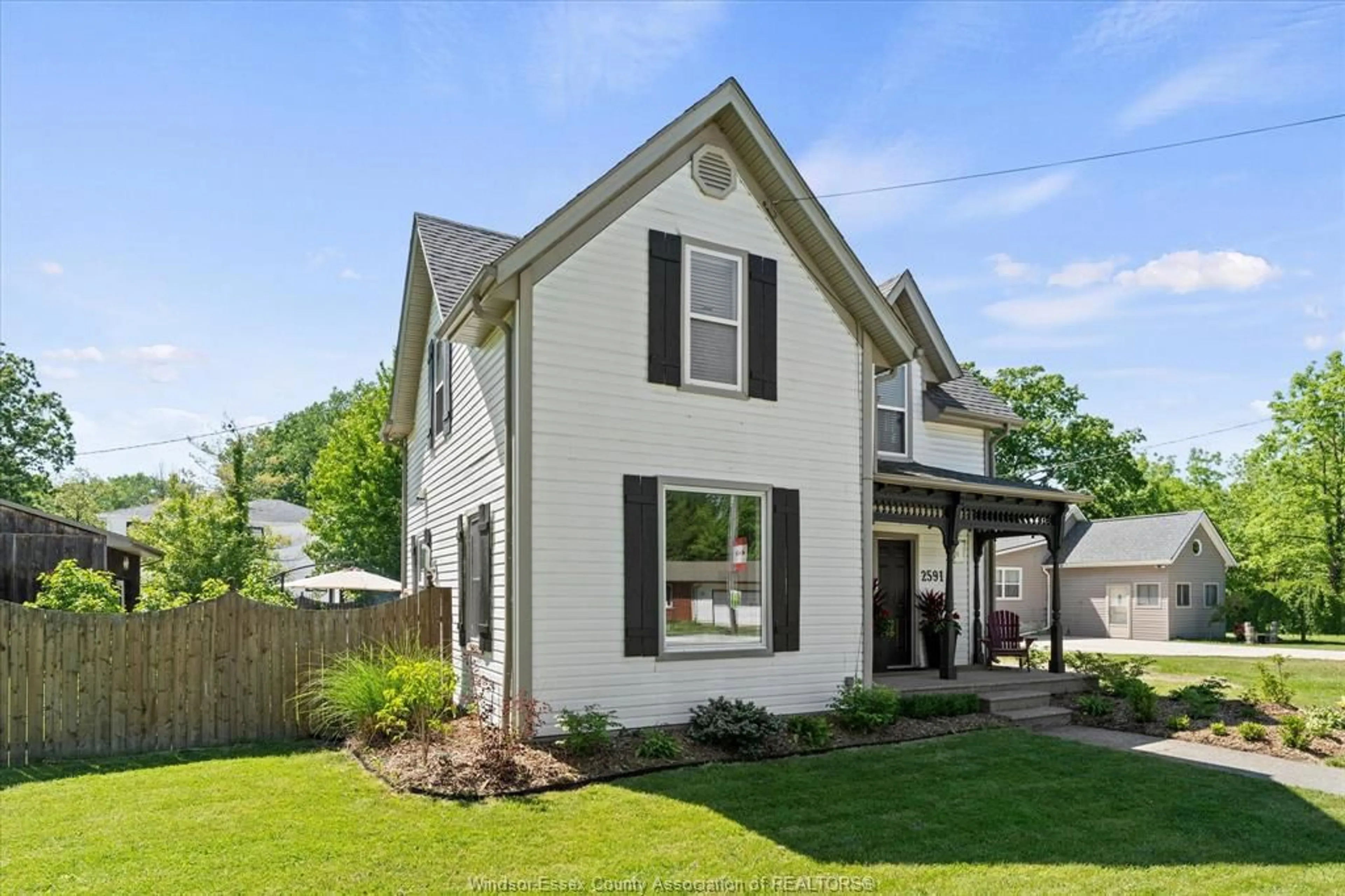 Home with vinyl exterior material, street for 2591 County Rd 27, Woodslee Ontario N0R 1V0