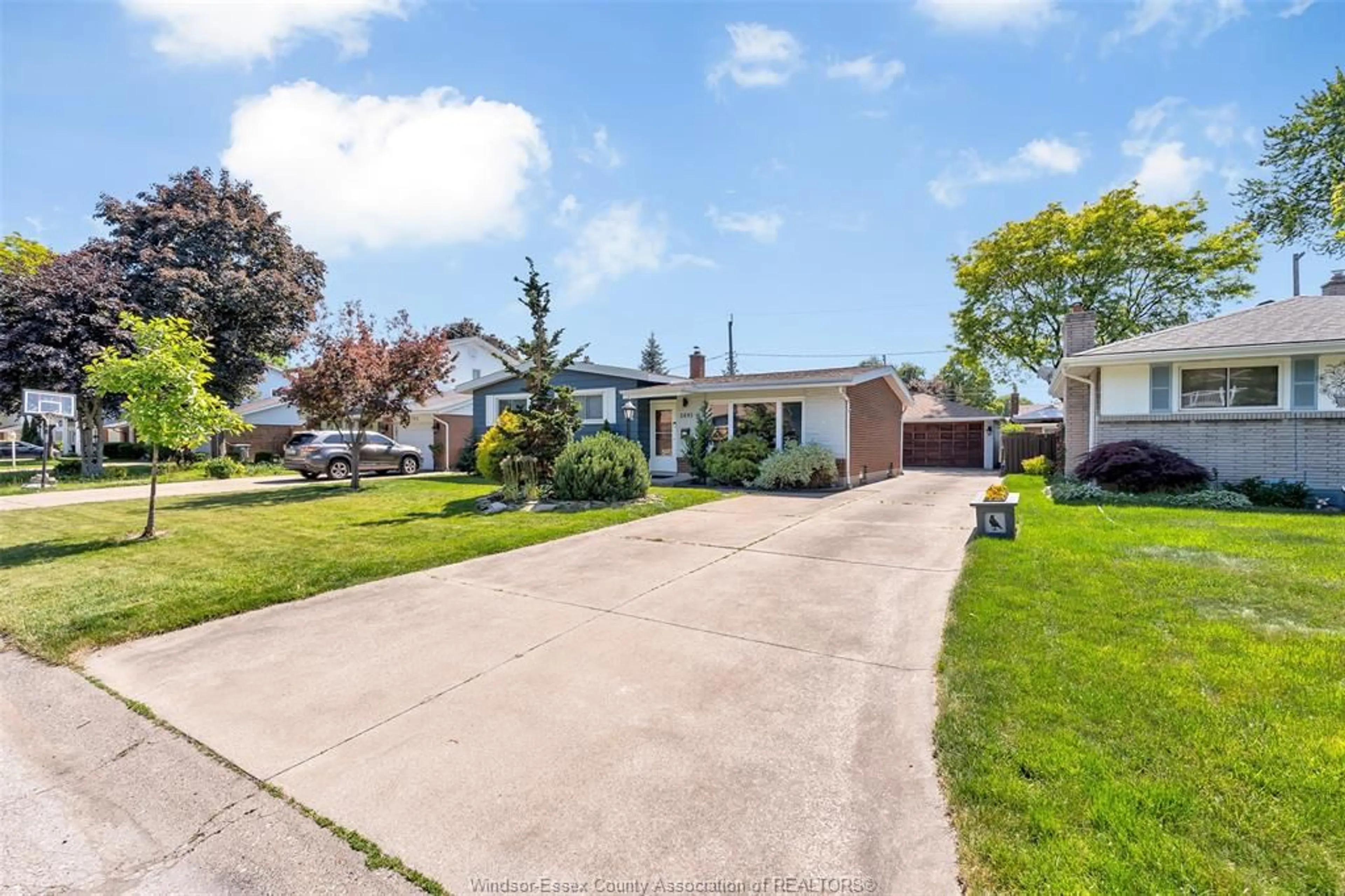 Unknown for 2695 SIERRA Dr, Windsor Ontario N9E 2Y9