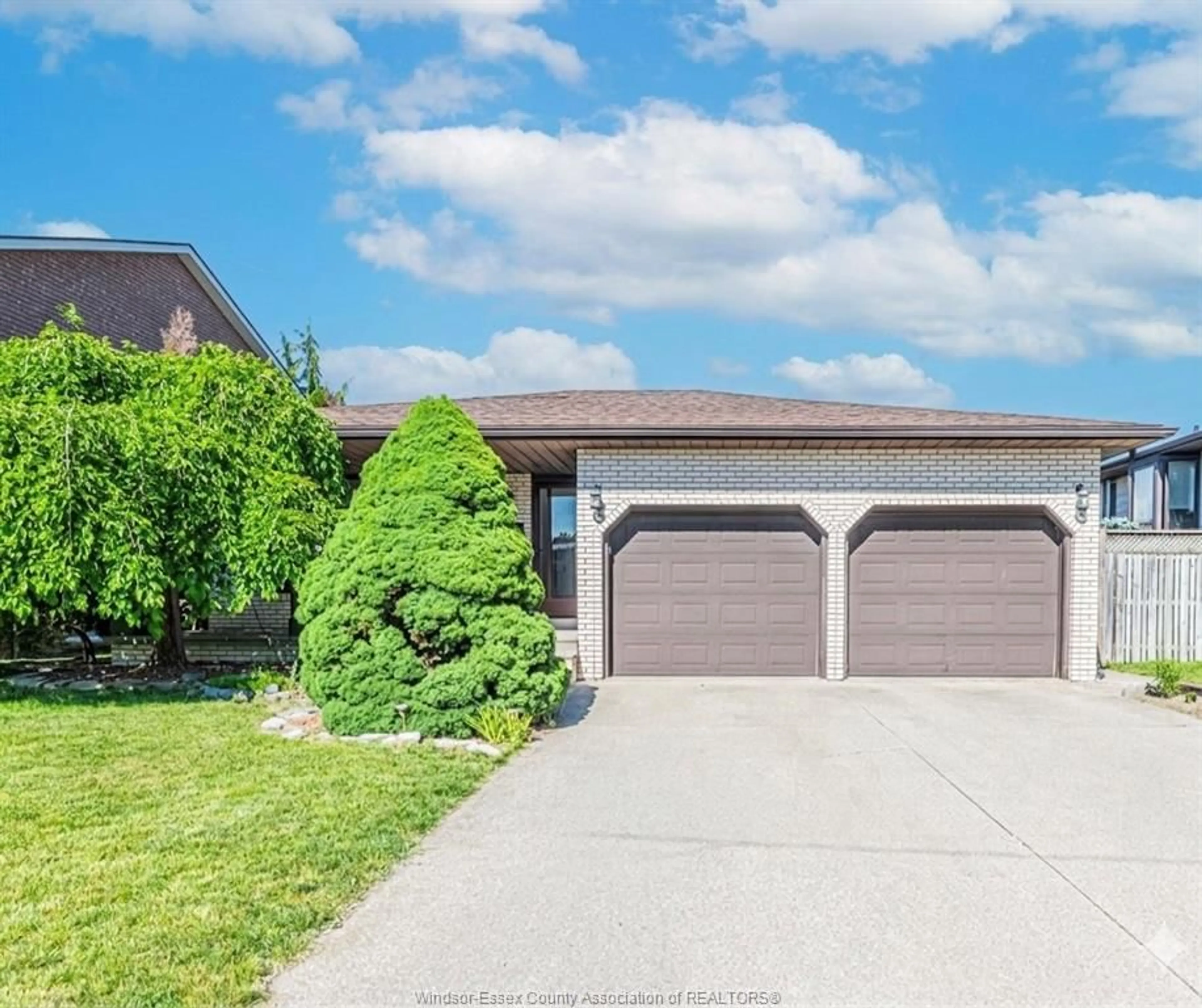Unknown for 2846 NORTHWAY, Windsor Ontario N9E 2K3