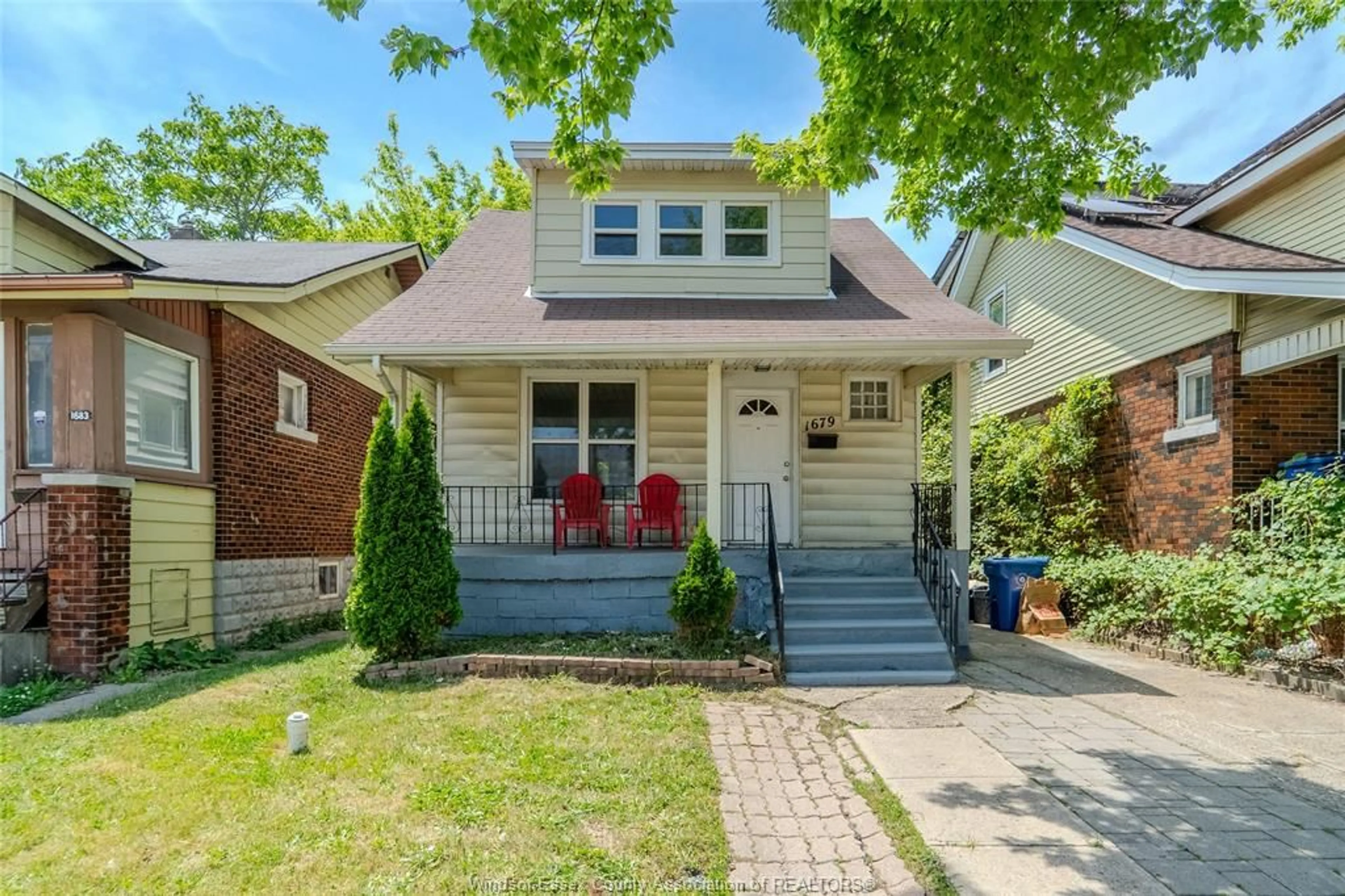 Home with brick exterior material, street for 1679 Howard Ave, Windsor Ontario N8X 3T6