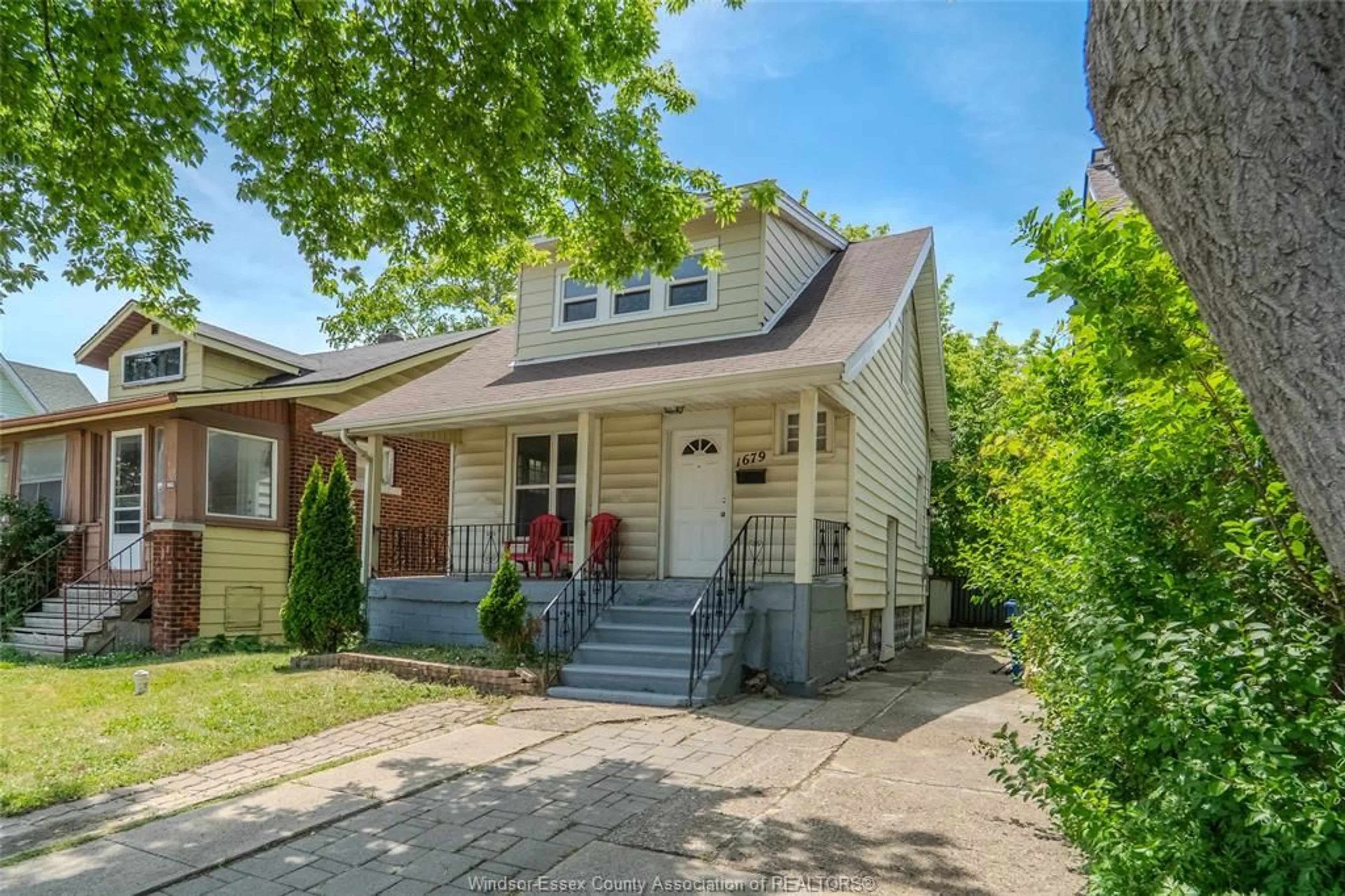 Home with brick exterior material, street for 1679 Howard Ave, Windsor Ontario N8X 3T6