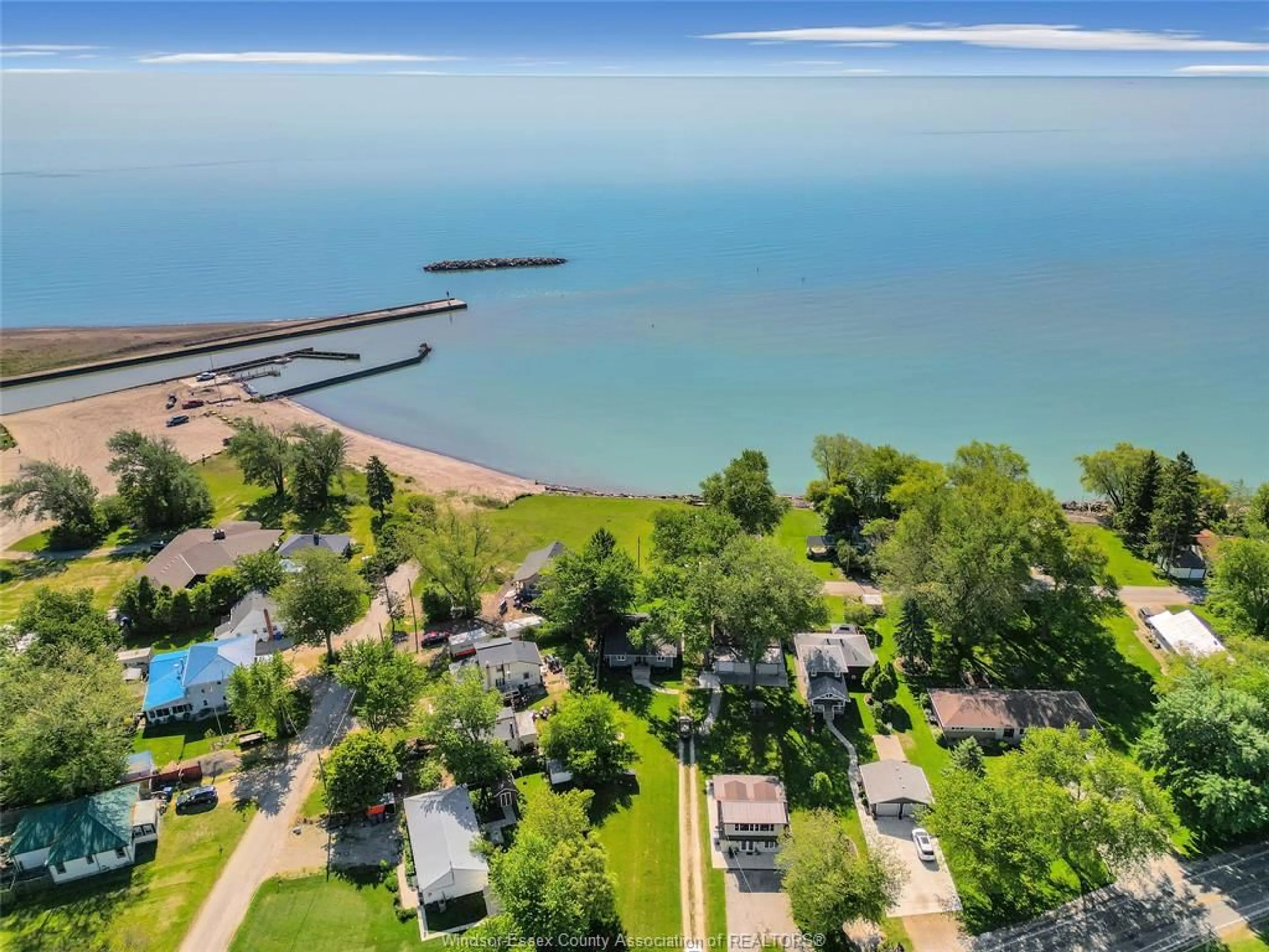 A pic from outside/outdoor area/front of a property/back of a property/a pic from drone, water/lake/river/ocean view for 330 MILO, Leamington Ontario M0P 2P0