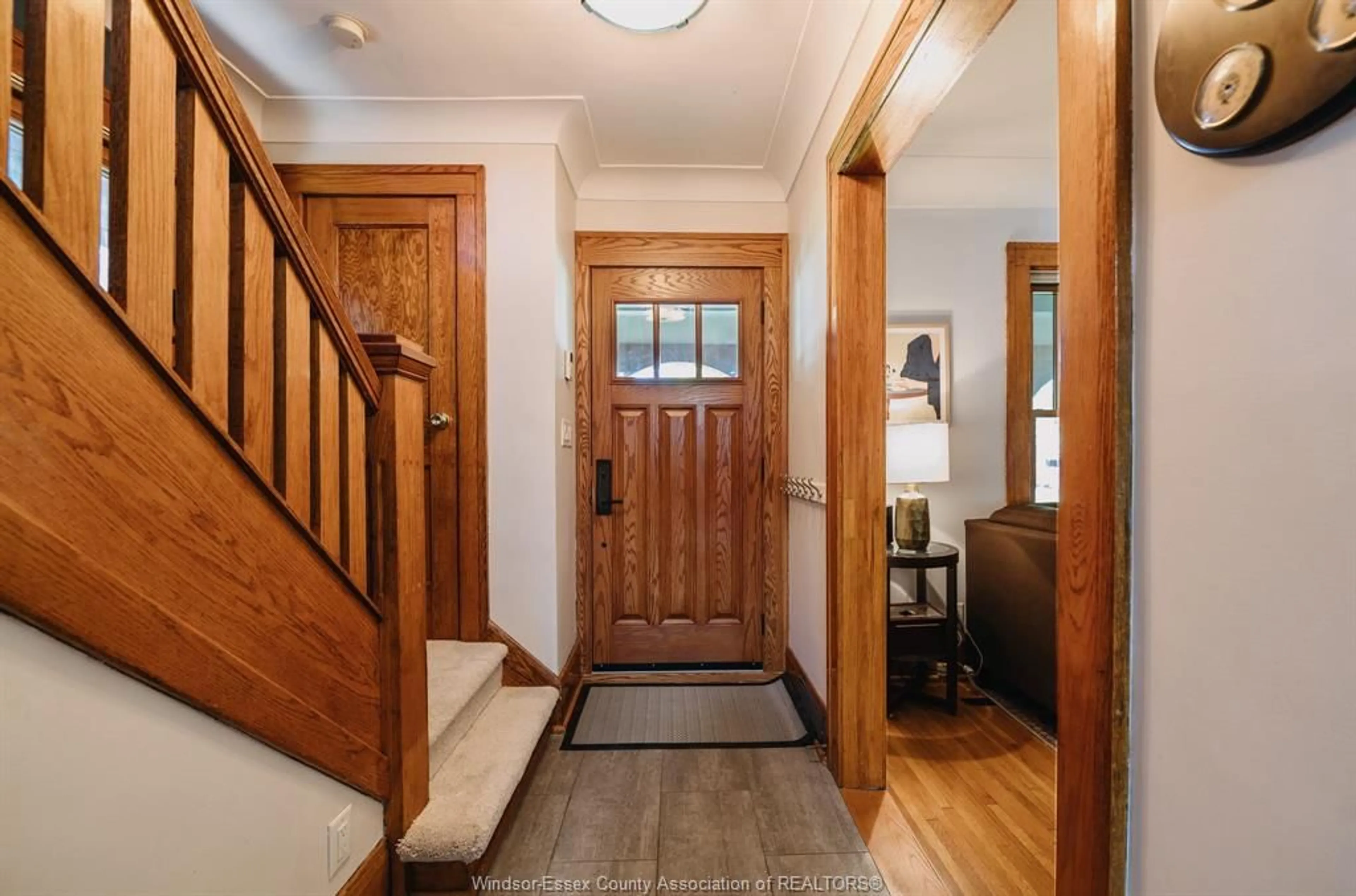 Indoor entryway for 1249 Moy Ave, Windsor Ontario N8X 4S4