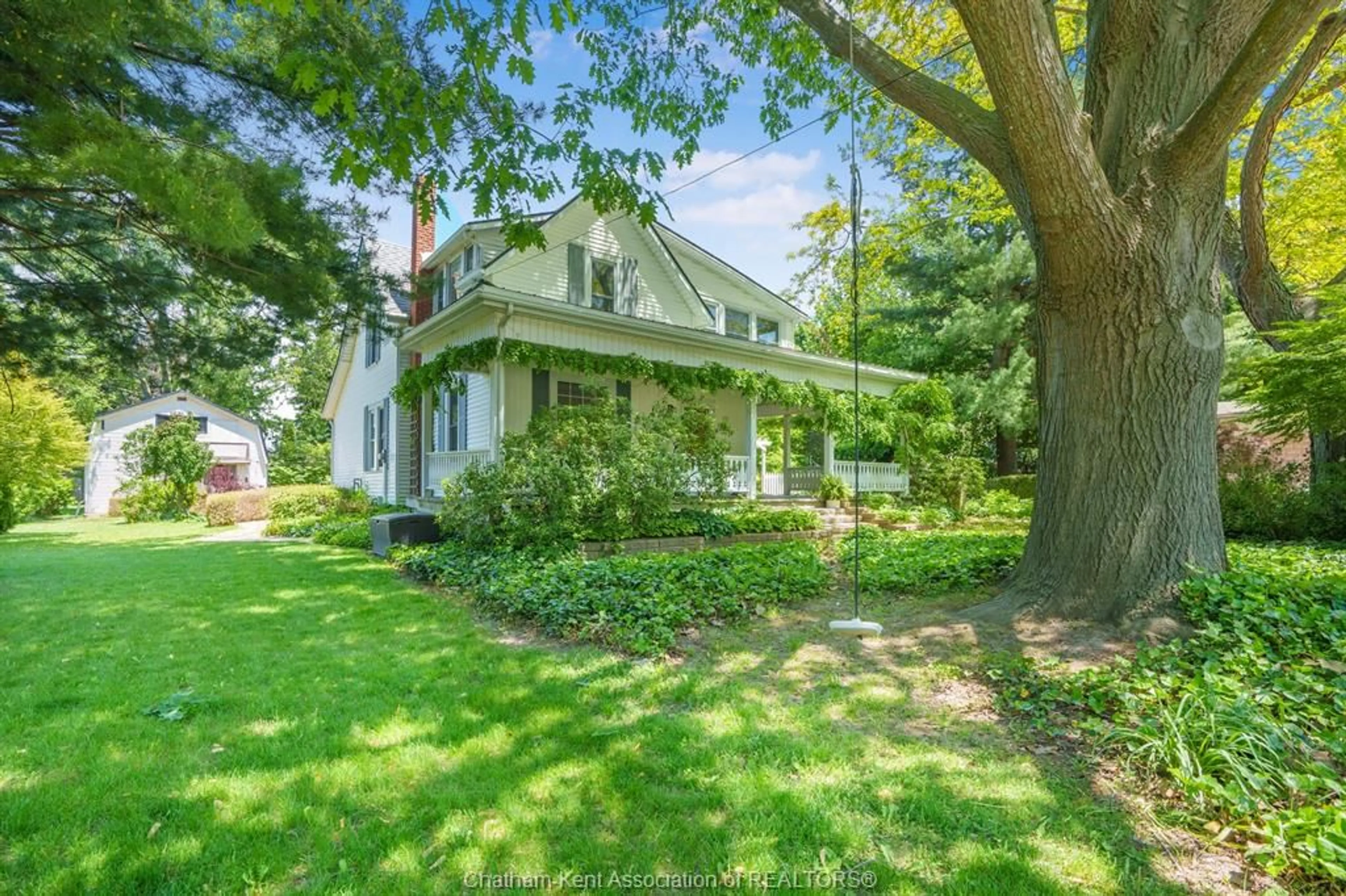 A pic from outside/outdoor area/front of a property/back of a property/a pic from drone, street for 38 Harold St, Ridgetown Ontario N0P 2C0