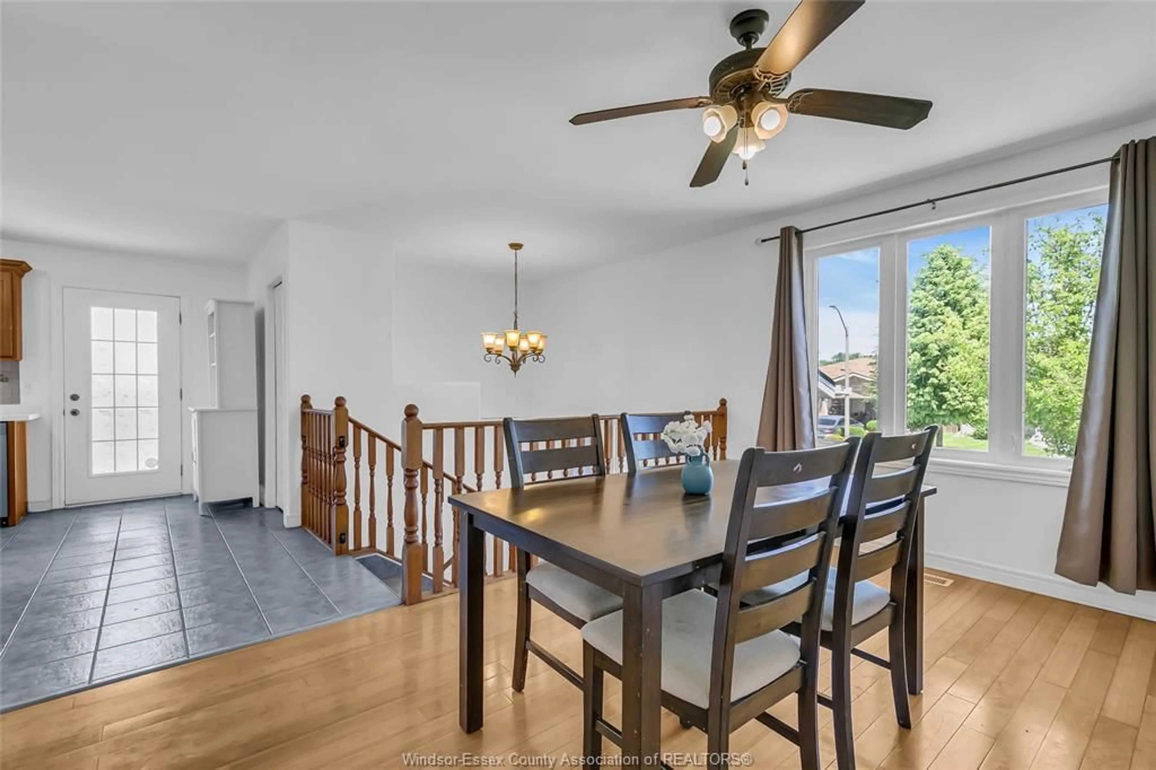 Dining room, wood/laminate floor for 2163 EVERTS, Windsor Ontario N9B 3X6