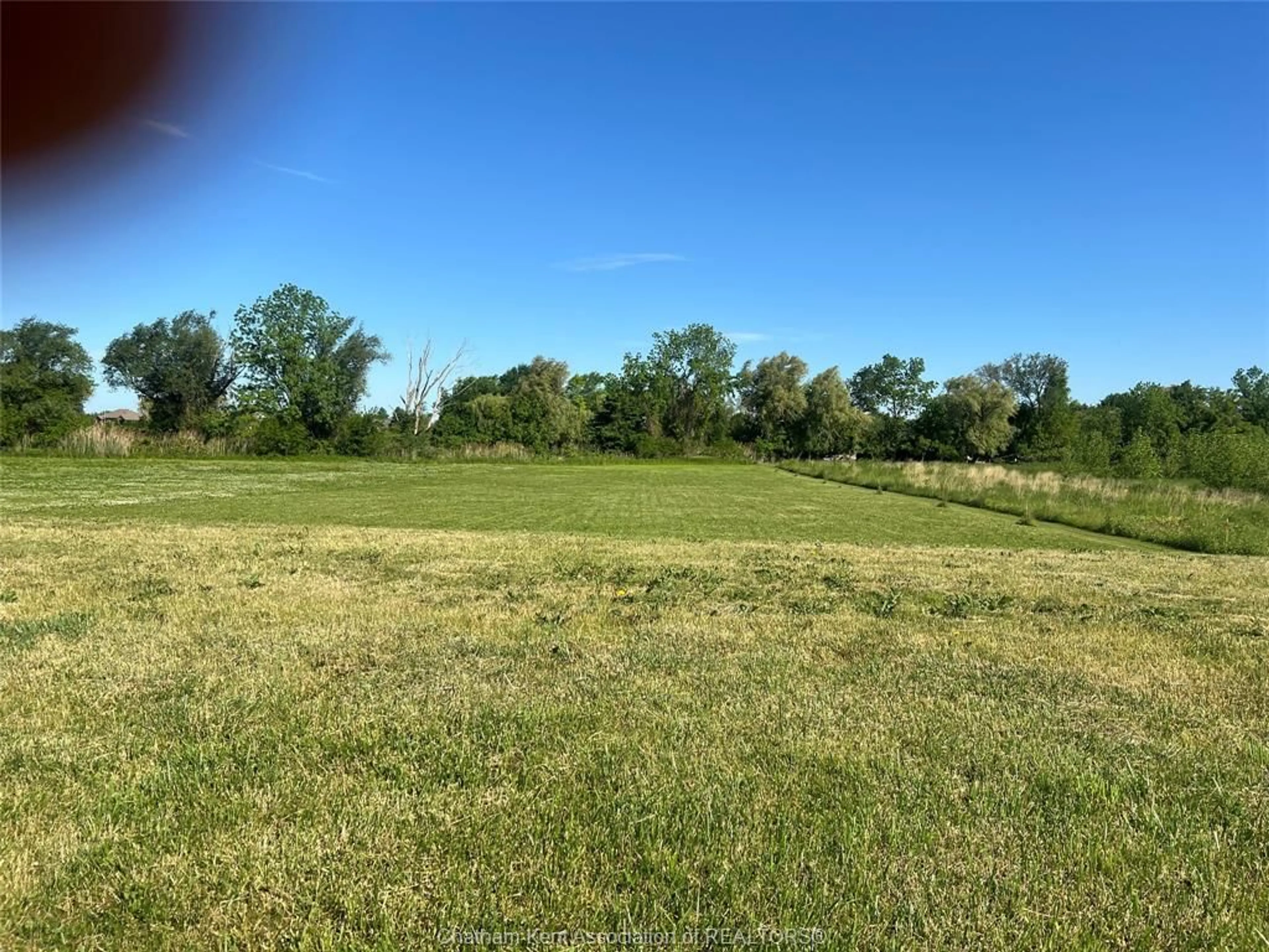 A pic from outside/outdoor area/front of a property/back of a property/a pic from drone, water/lake/river/ocean view for 6473 RIVERVIEW Line, Chatham Ontario N7M 5T1