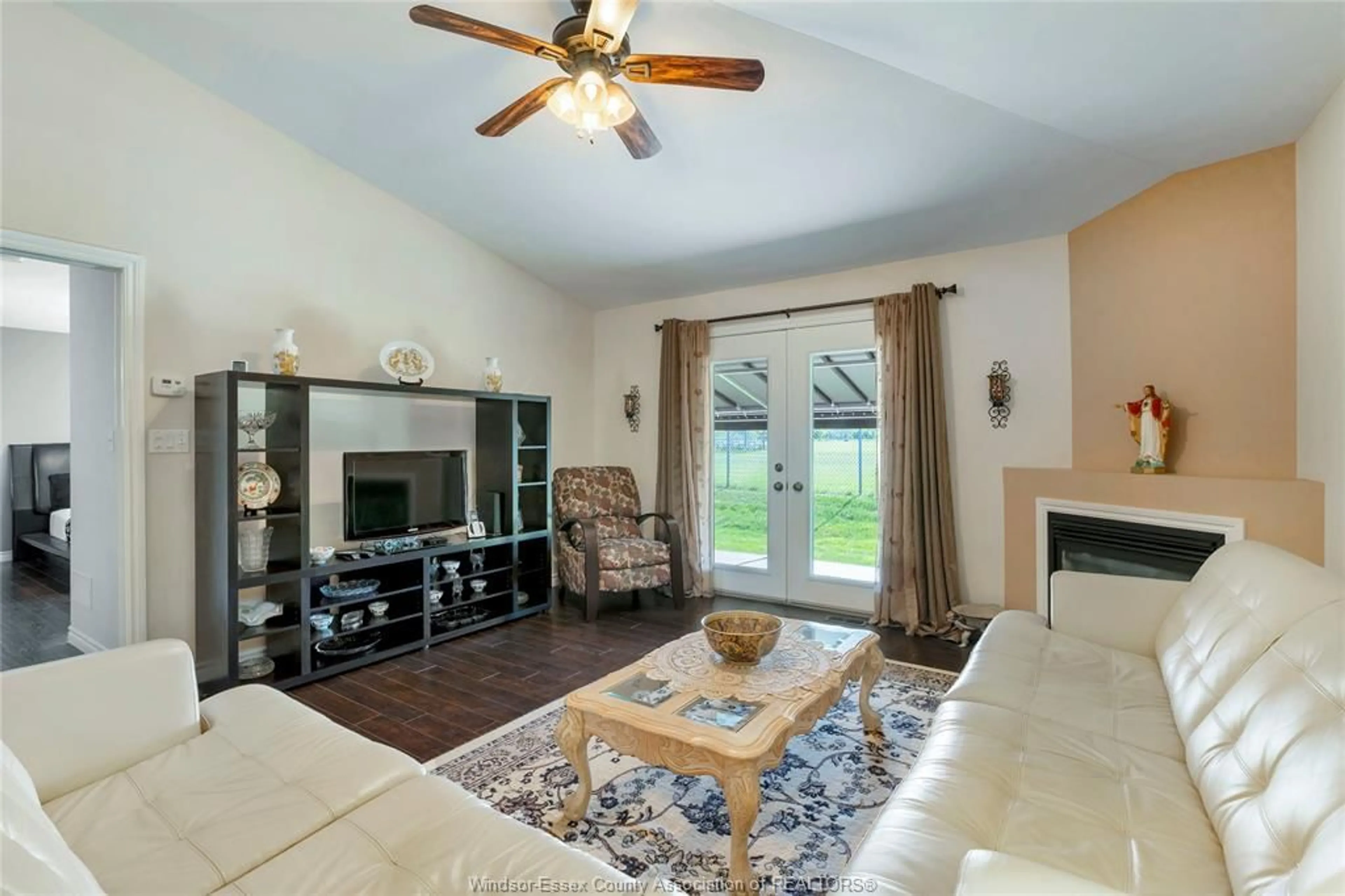 Living room with furniture, ceramic/tile floor for 2513 INDIGO Ave, Windsor Ontario N8P 0B3