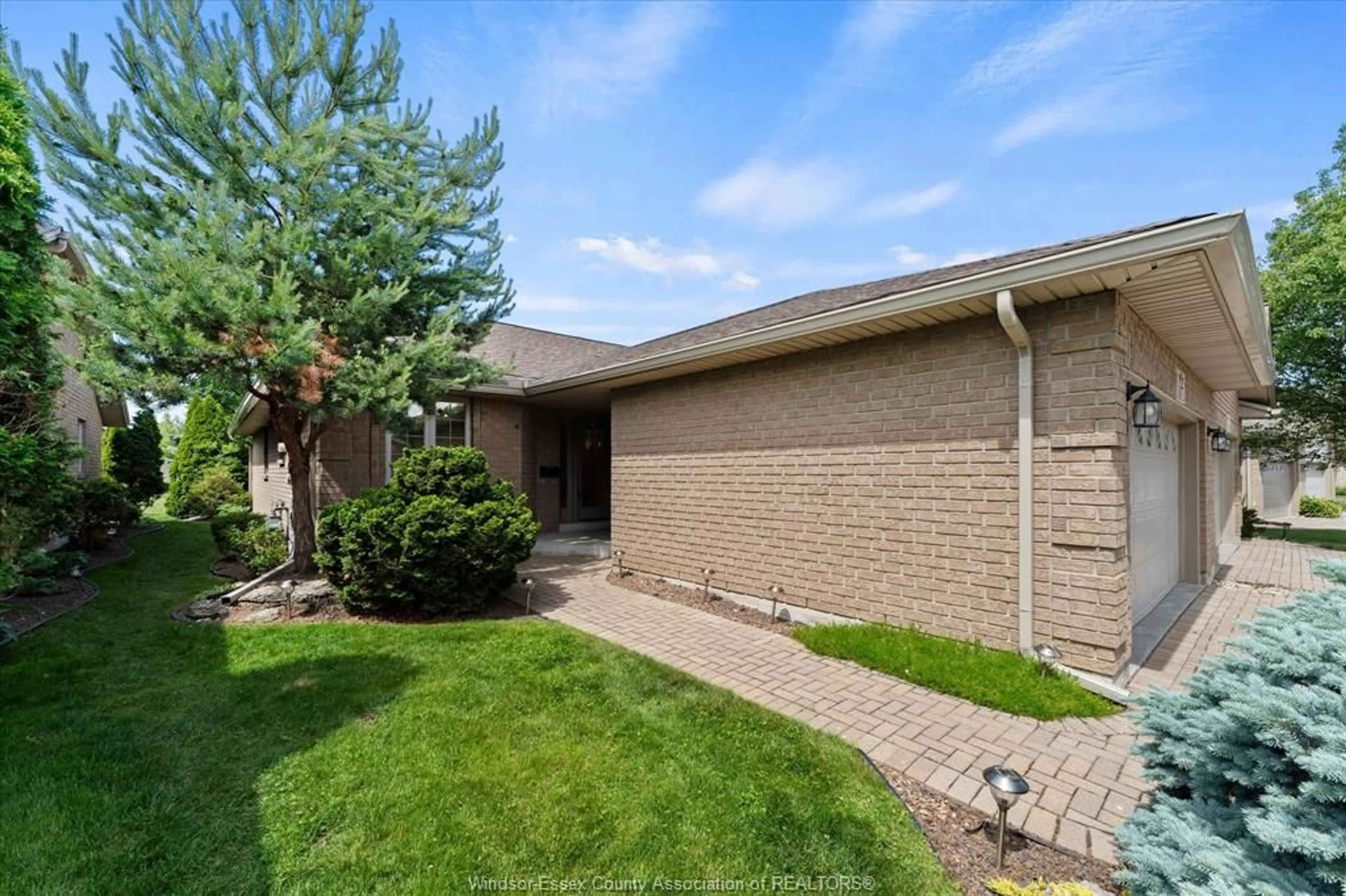 Home with brick exterior material, street for 1077 HACIENDA Way, Windsor Ontario N9G 2T7