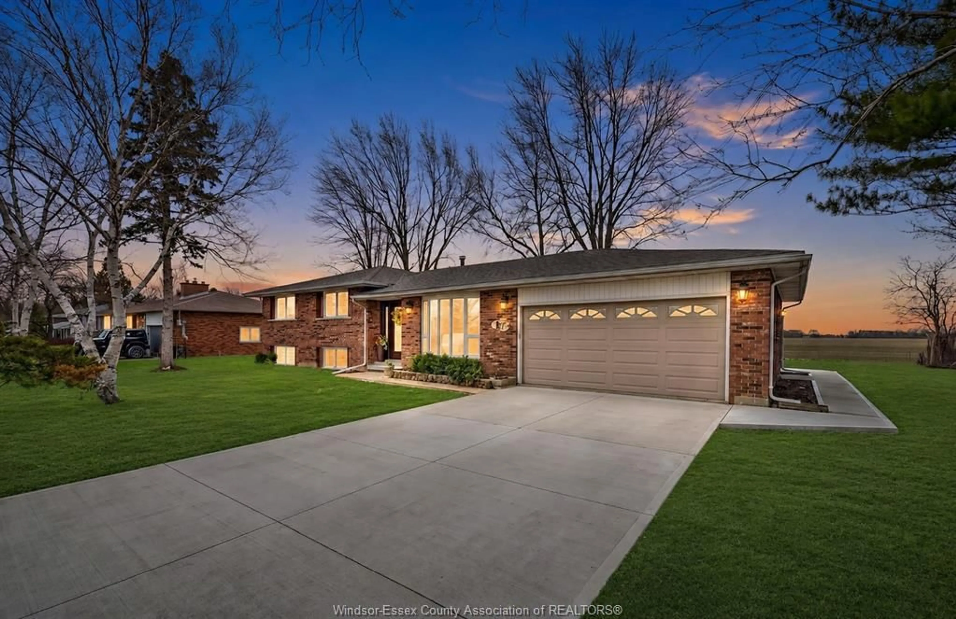 Home with brick exterior material, street for 1765 GOLFVIEW, LaSalle Ontario N9J 1Z1