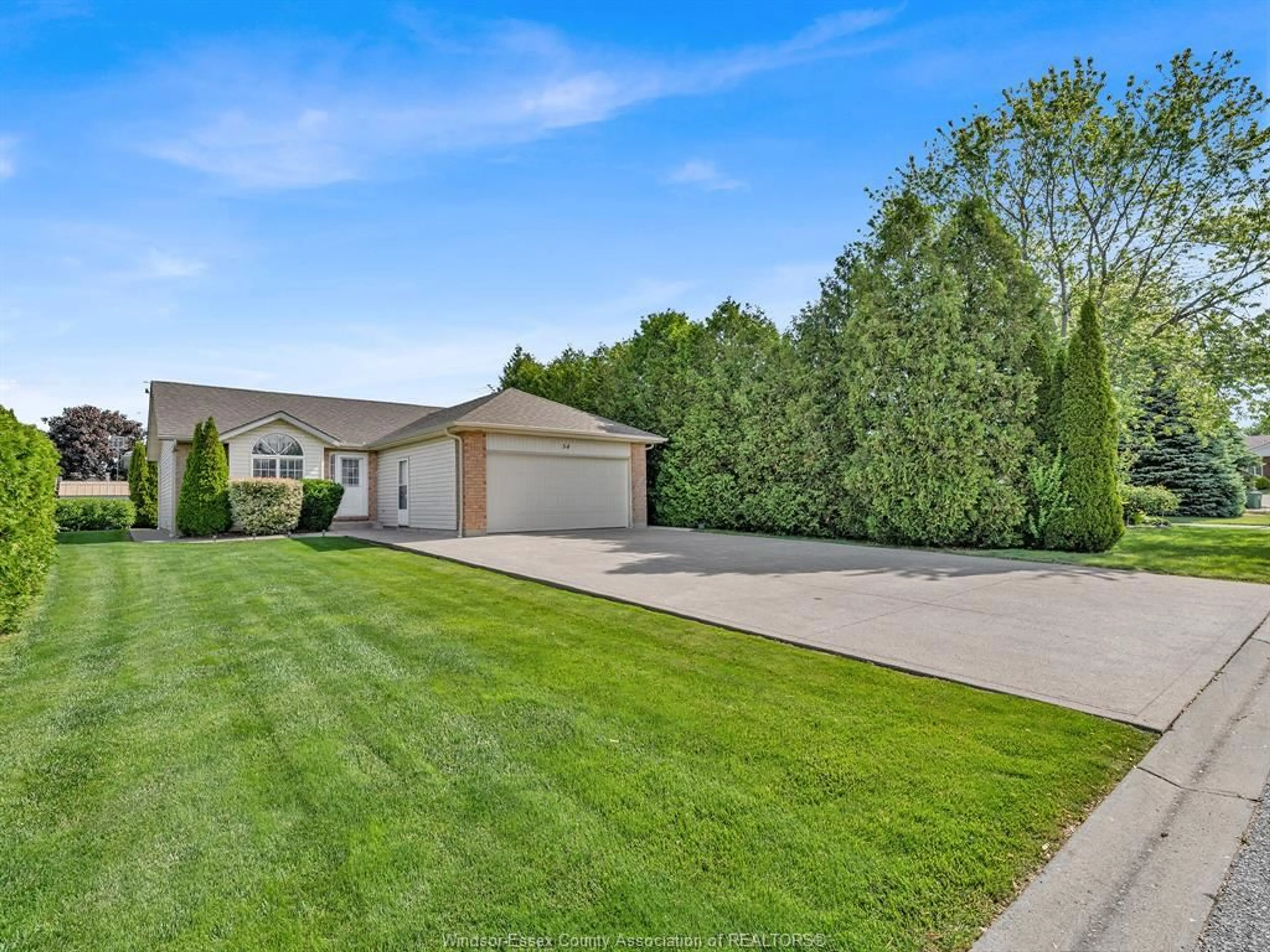 A pic from outside/outdoor area/front of a property/back of a property/a pic from drone, unknown for 54 HOPE Cres, Colchester Ontario N0R 1G0