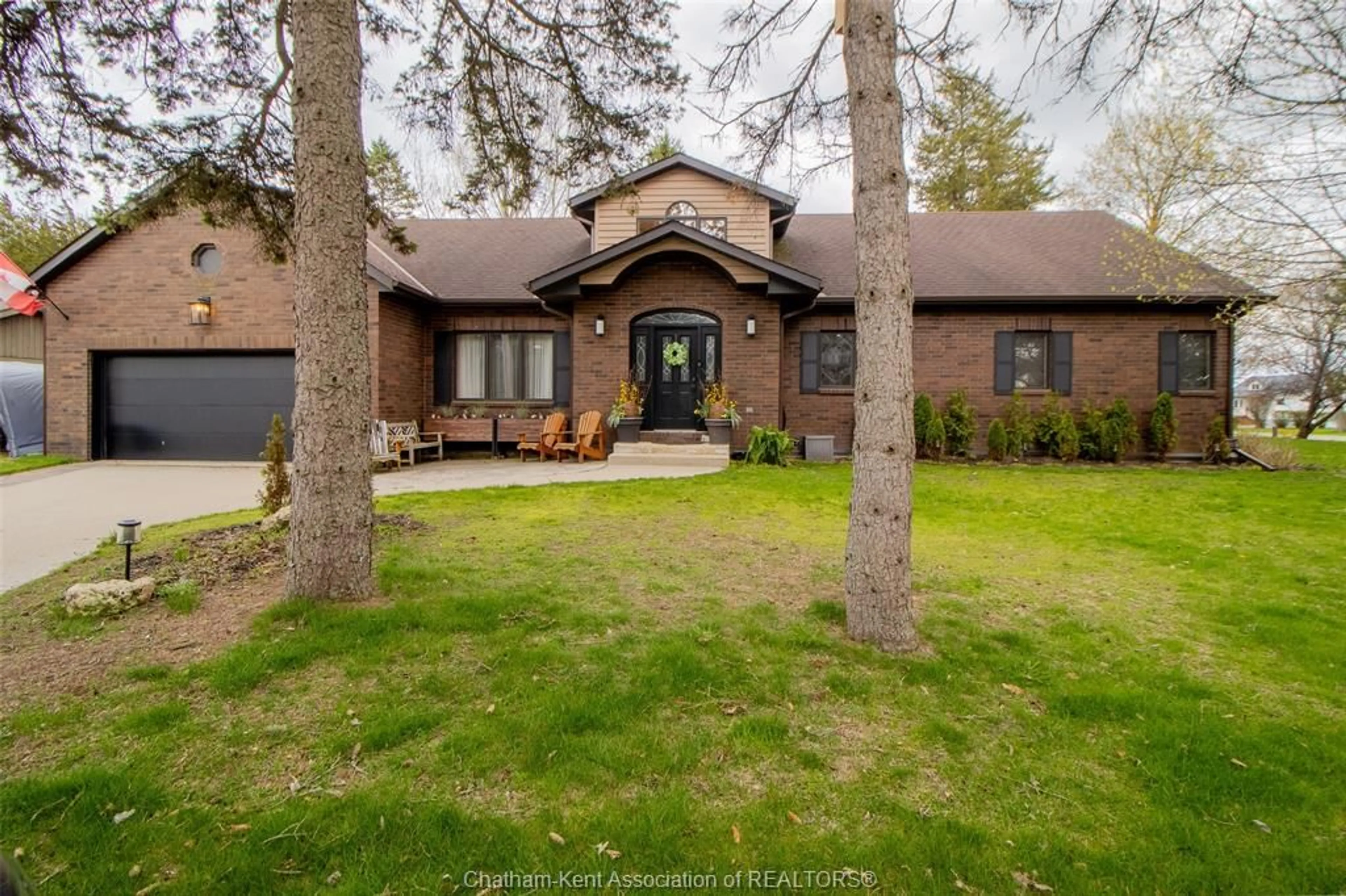 Home with brick exterior material, unknown for 18116 3RD Ave, Rondeau Ontario N0P 1X0