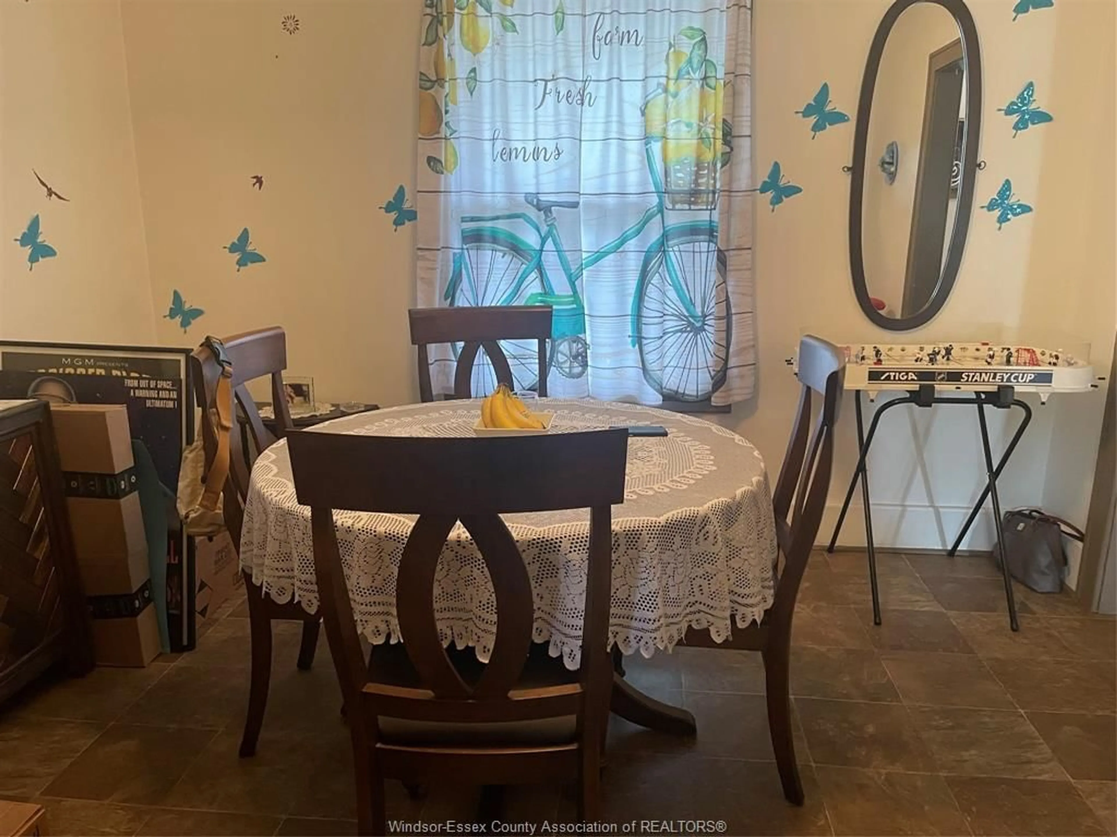 Dining room, unknown for 382 PINE St, Windsor Ontario N9A 6E2