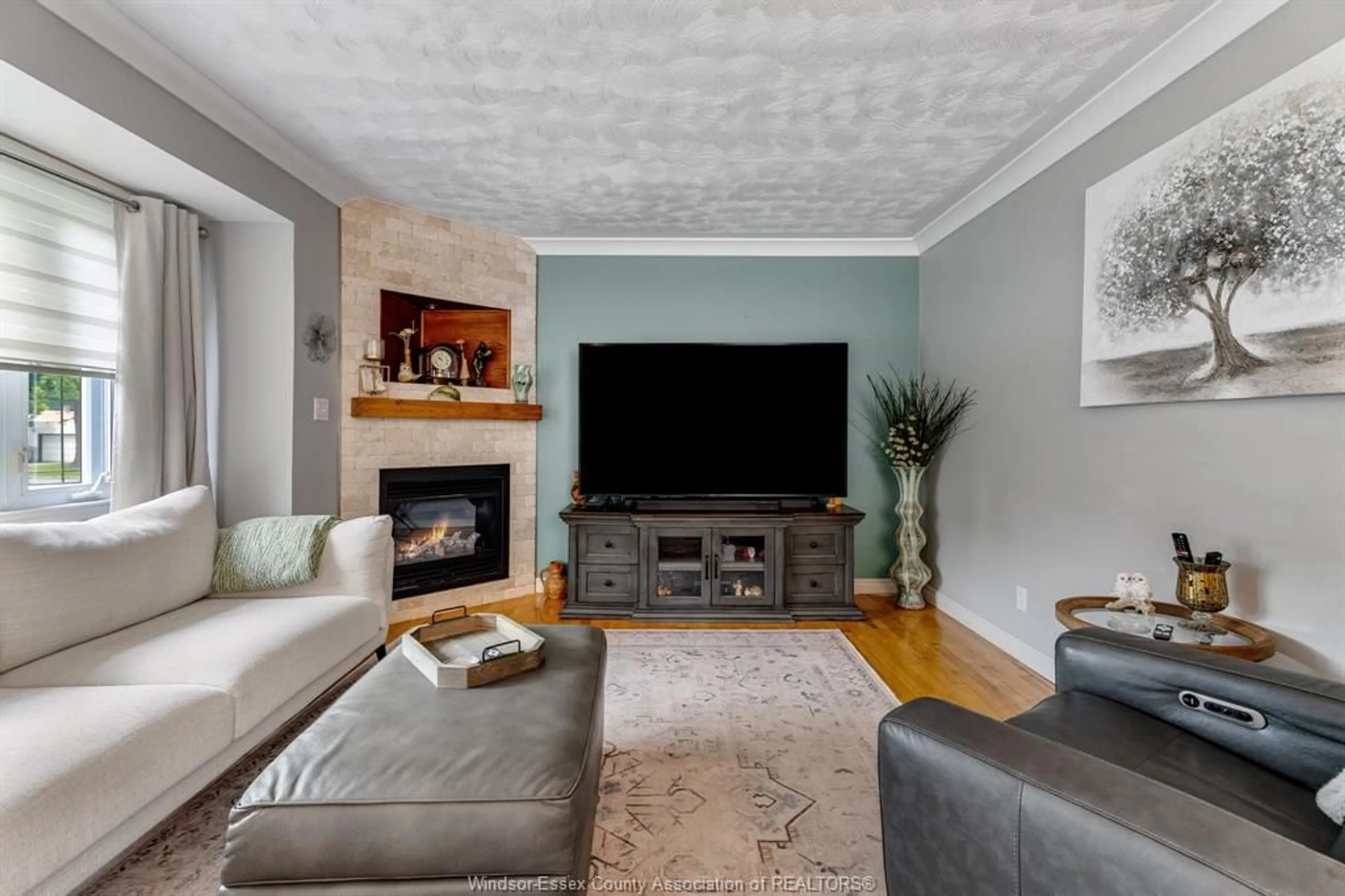 Living room with furniture, unknown for 1910 Labadie Rd, Windsor Ontario N8W 4J9