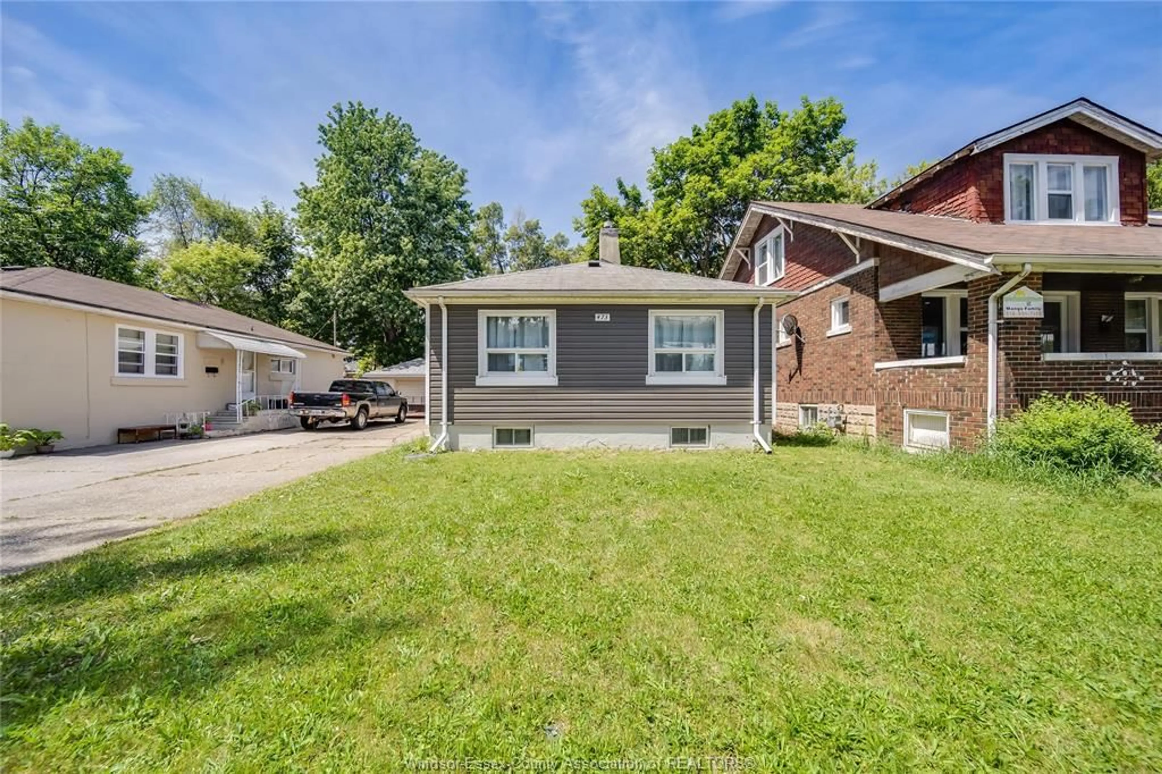 Home with brick exterior material, street for 473 INDIAN Rd, Windsor Ontario N9C 2M3
