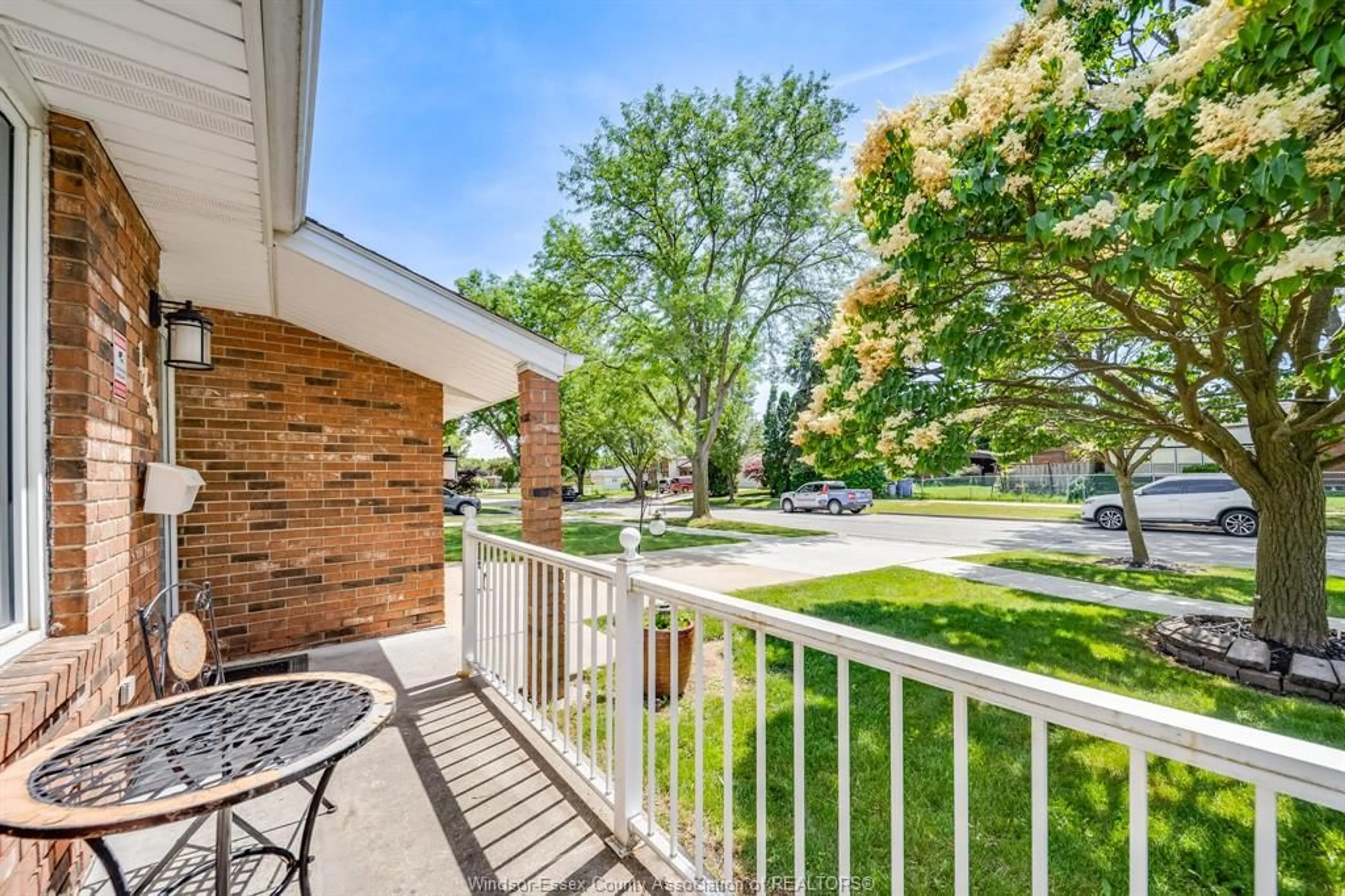 Patio, street for 1758 SOUTHDALE Dr, Windsor Ontario N8W 4X1