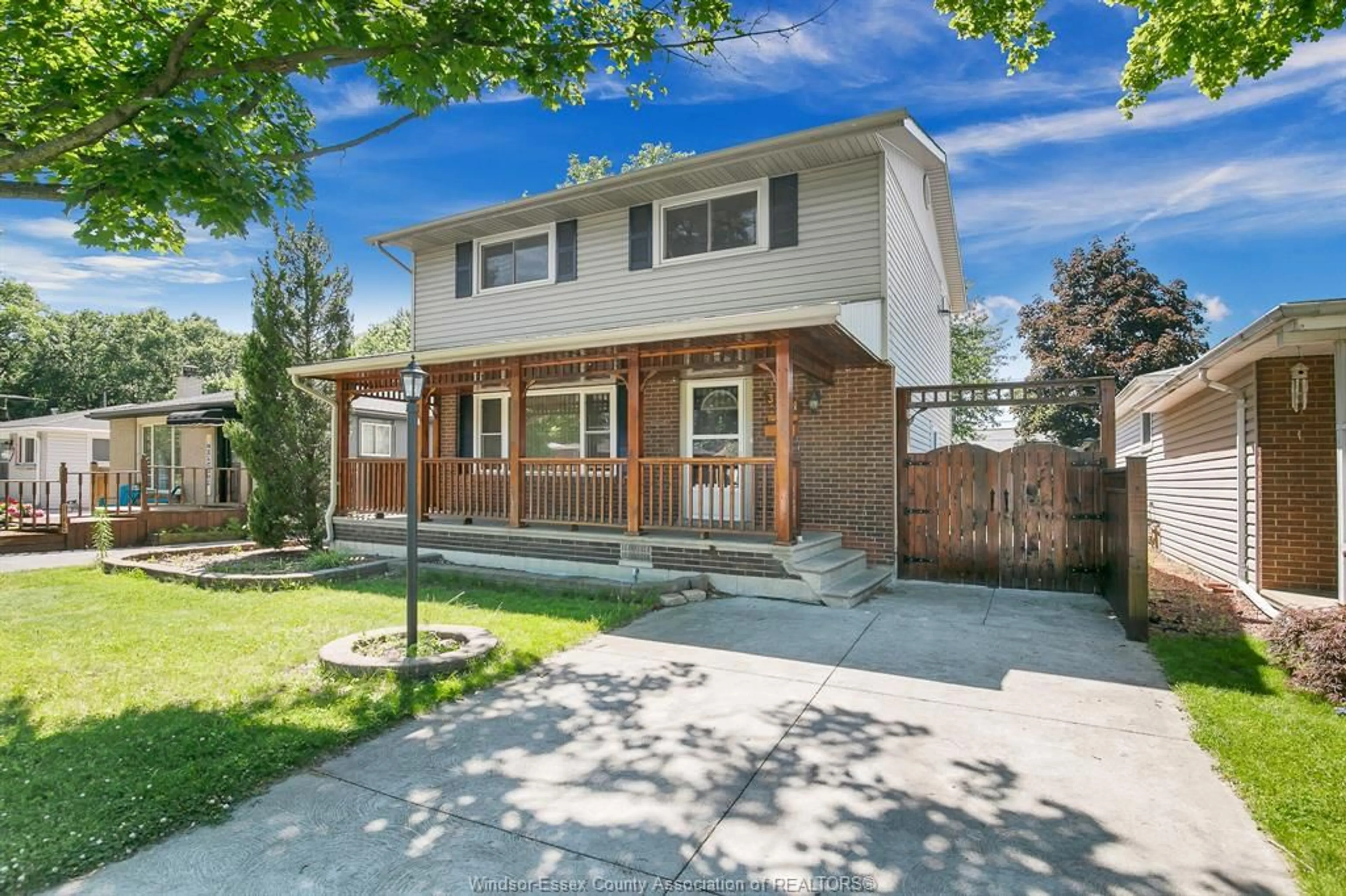 Home with brick exterior material, street for 3964 WHITNEY Ave, Windsor Ontario N9C 2C6