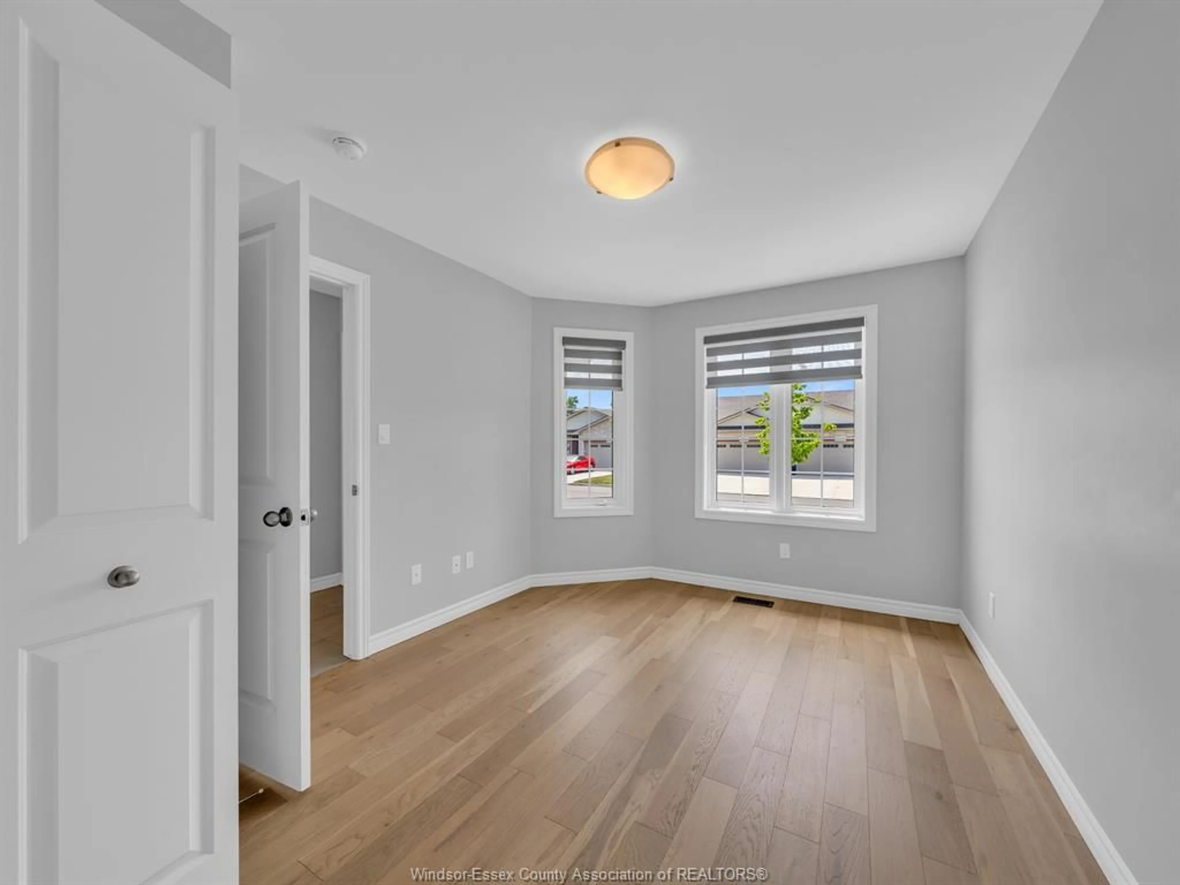 A pic of a room for 1186 PEABODY Ave, Windsor Ontario N8P 0C7