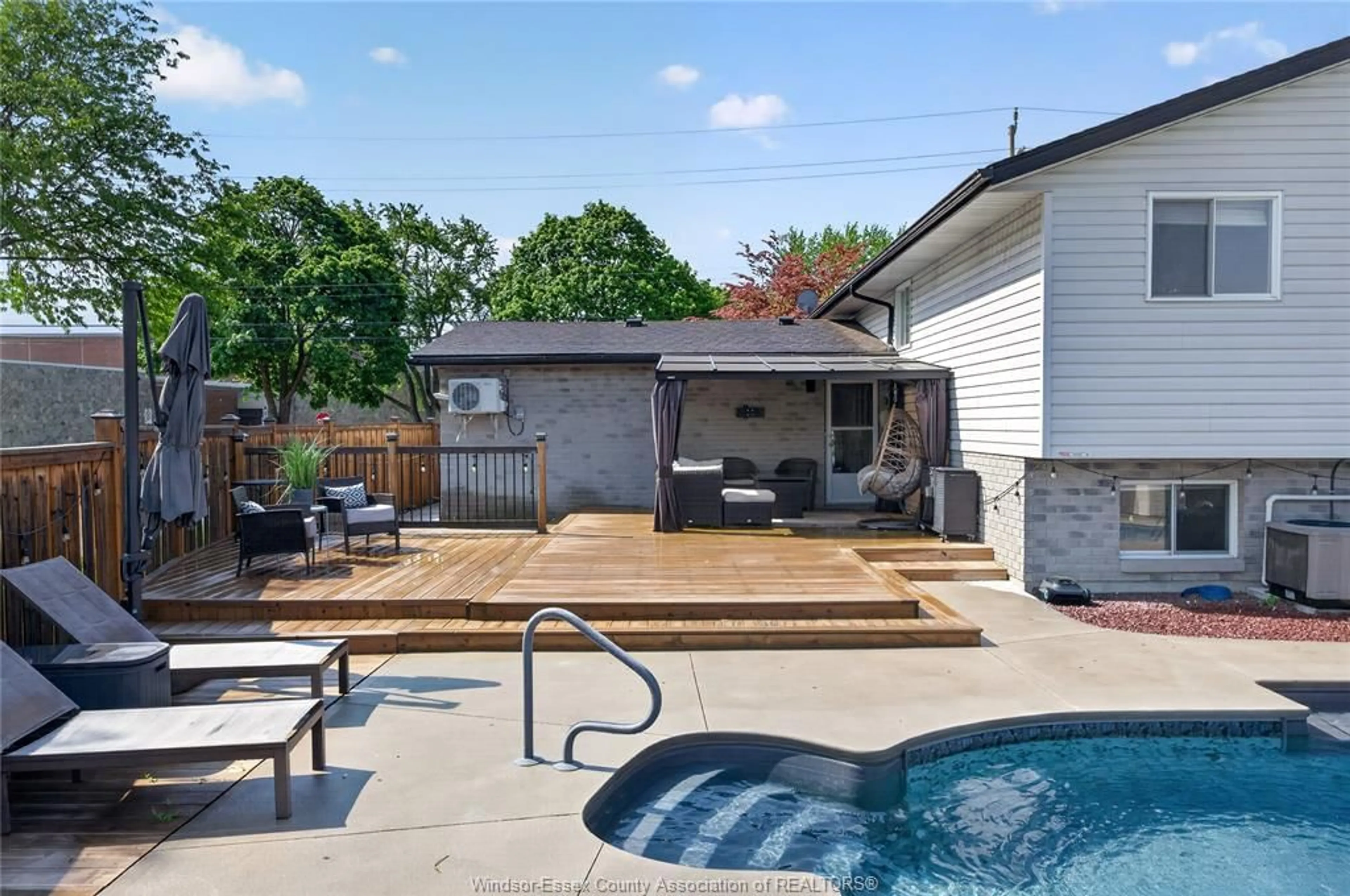 Patio, street for 8492 Jerome, Windsor Ontario N8S 4S1