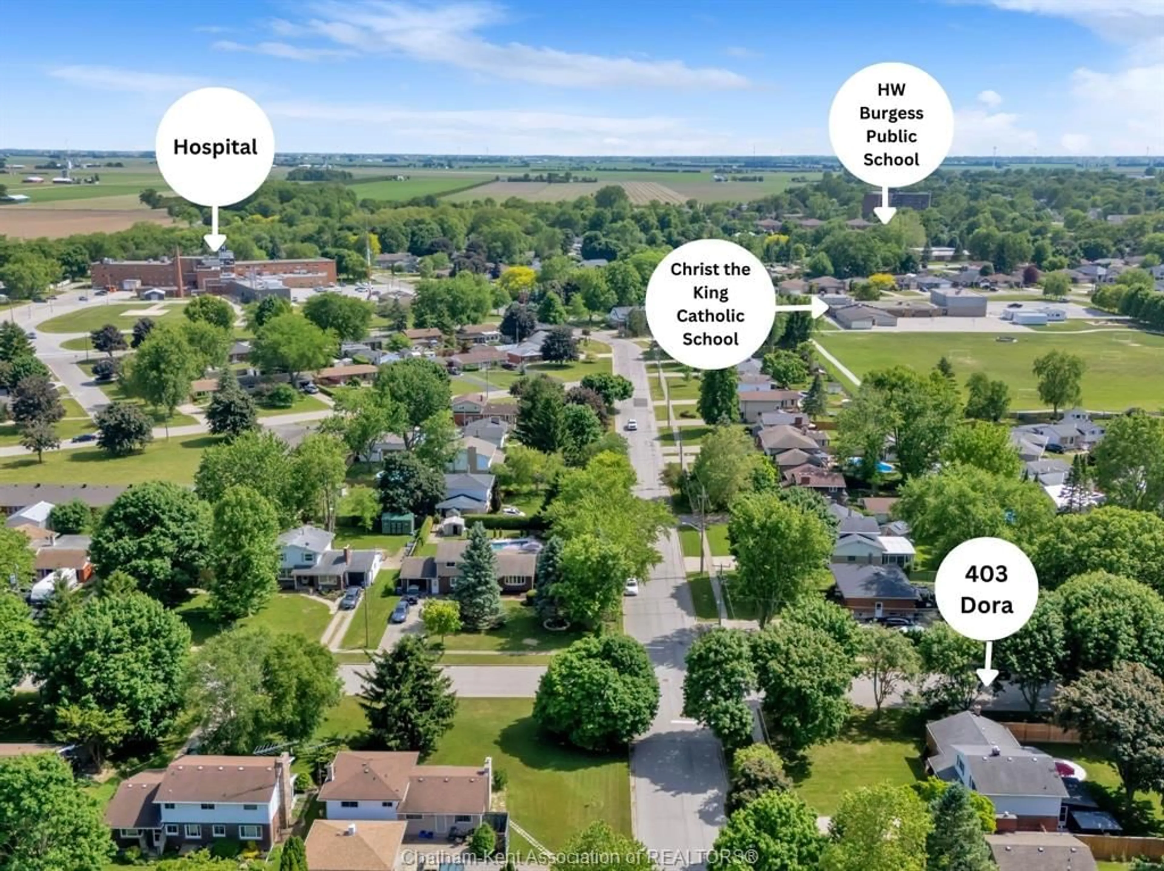 A pic from outside/outdoor area/front of a property/back of a property/a pic from drone, street for 403 Dora Dr, Wallaceburg Ontario N8A 2K2