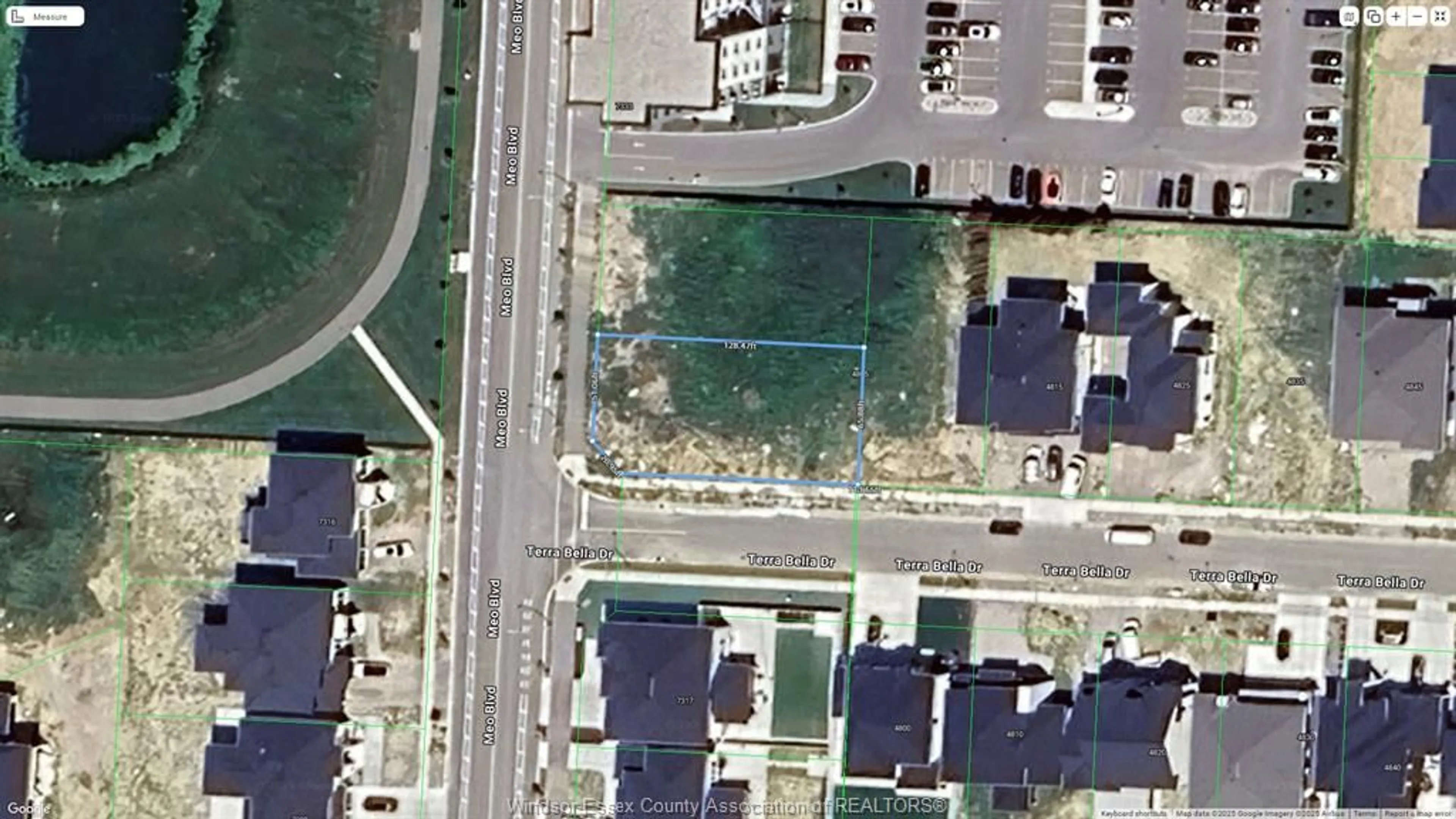 Unknown for 7325 MEO BOULEVARD, LaSalle Ontario N9H 1H5