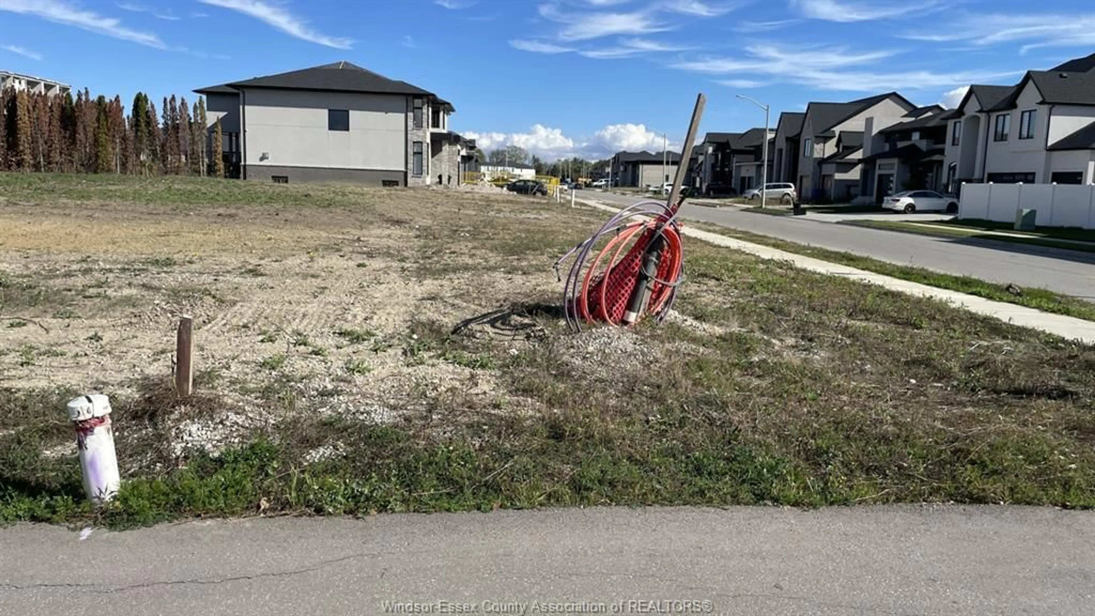 A pic from outside/outdoor area/front of a property/back of a property/a pic from drone, street for 7325 MEO BOULEVARD, LaSalle Ontario N9H 1H5