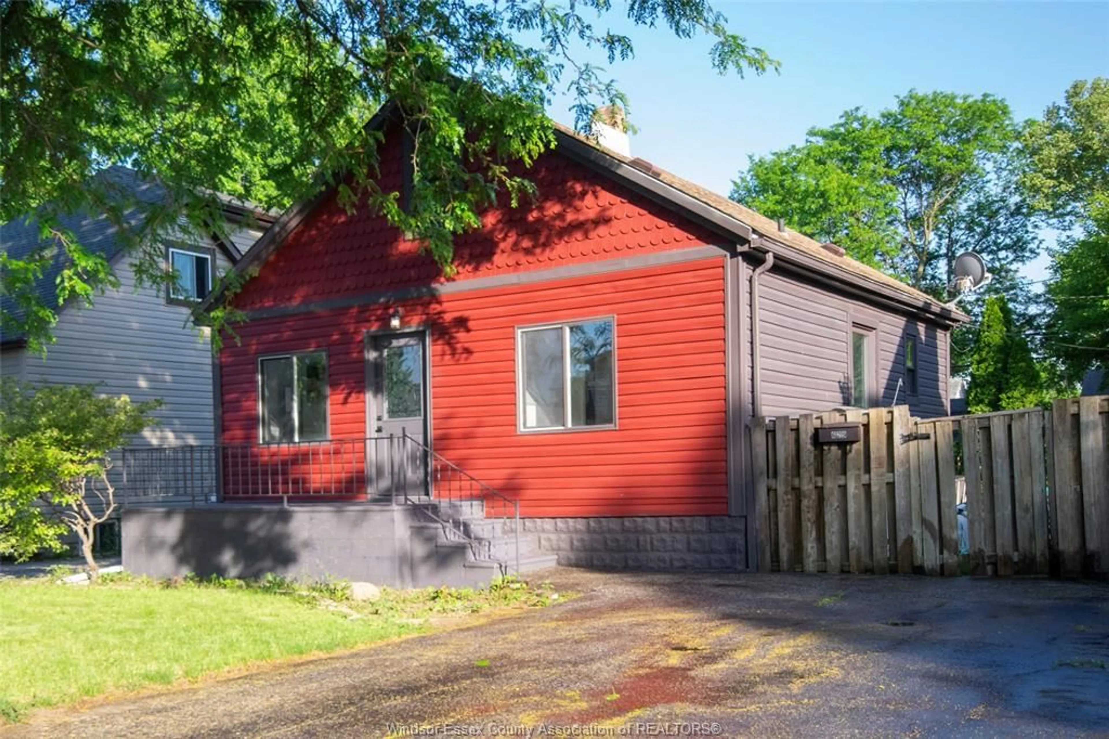 Unknown for 629 STANLEY, Windsor Ontario N8X 3B3