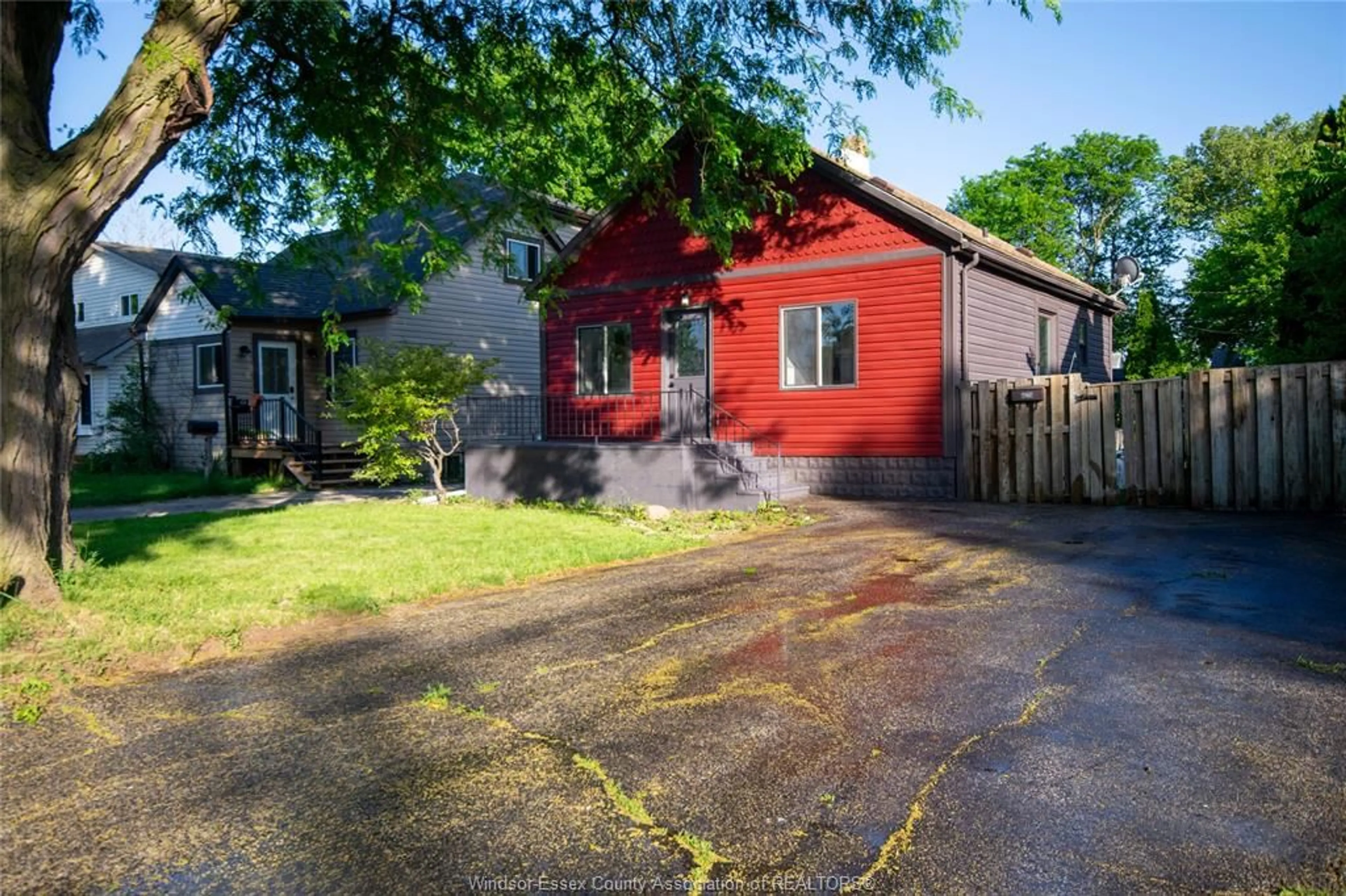 Unknown for 629 STANLEY, Windsor Ontario N8X 3B3